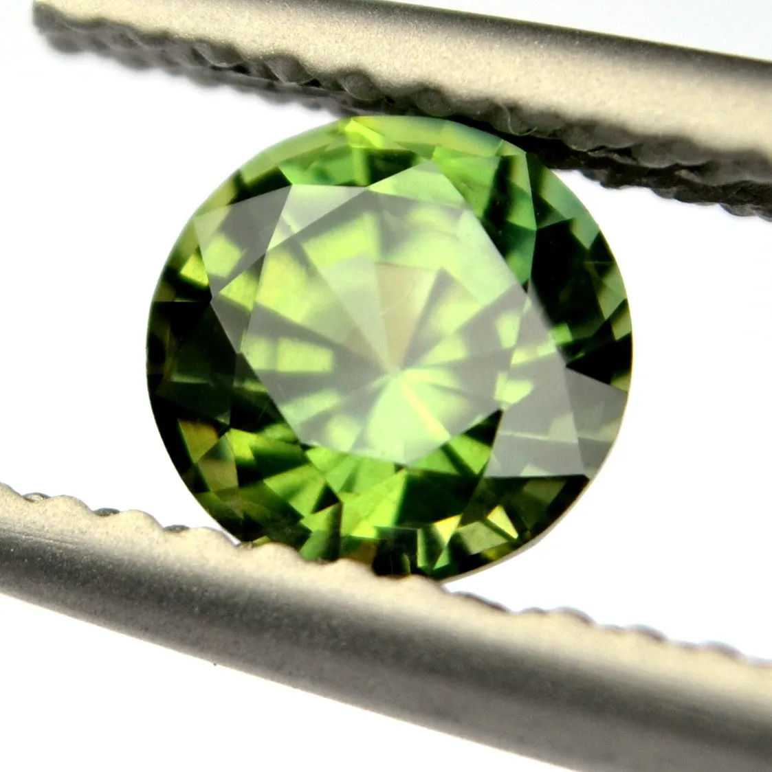 0.42ct Certified Natural Green Sapphire