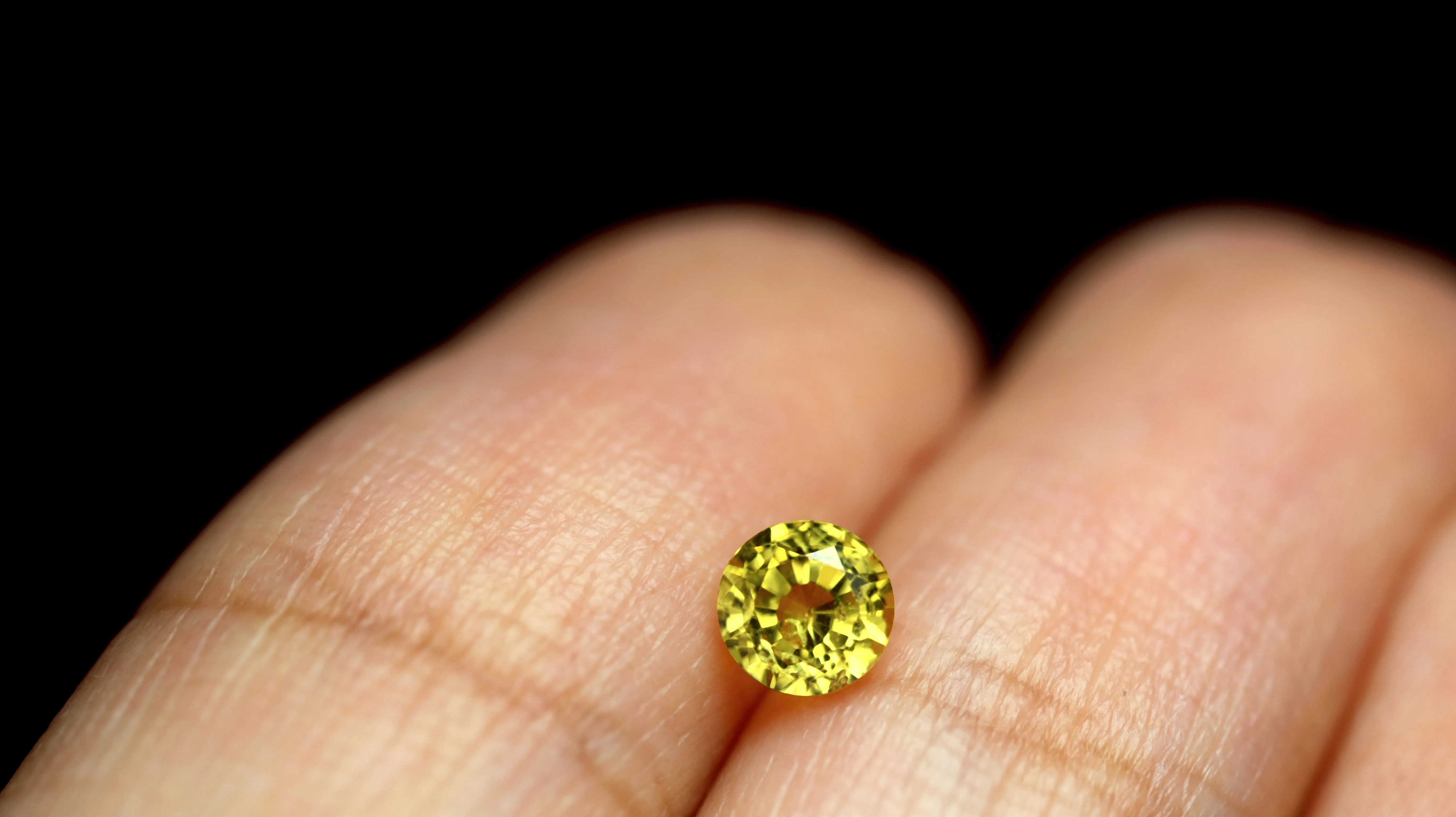 0.50ct Certified Natural Yellow Saphire