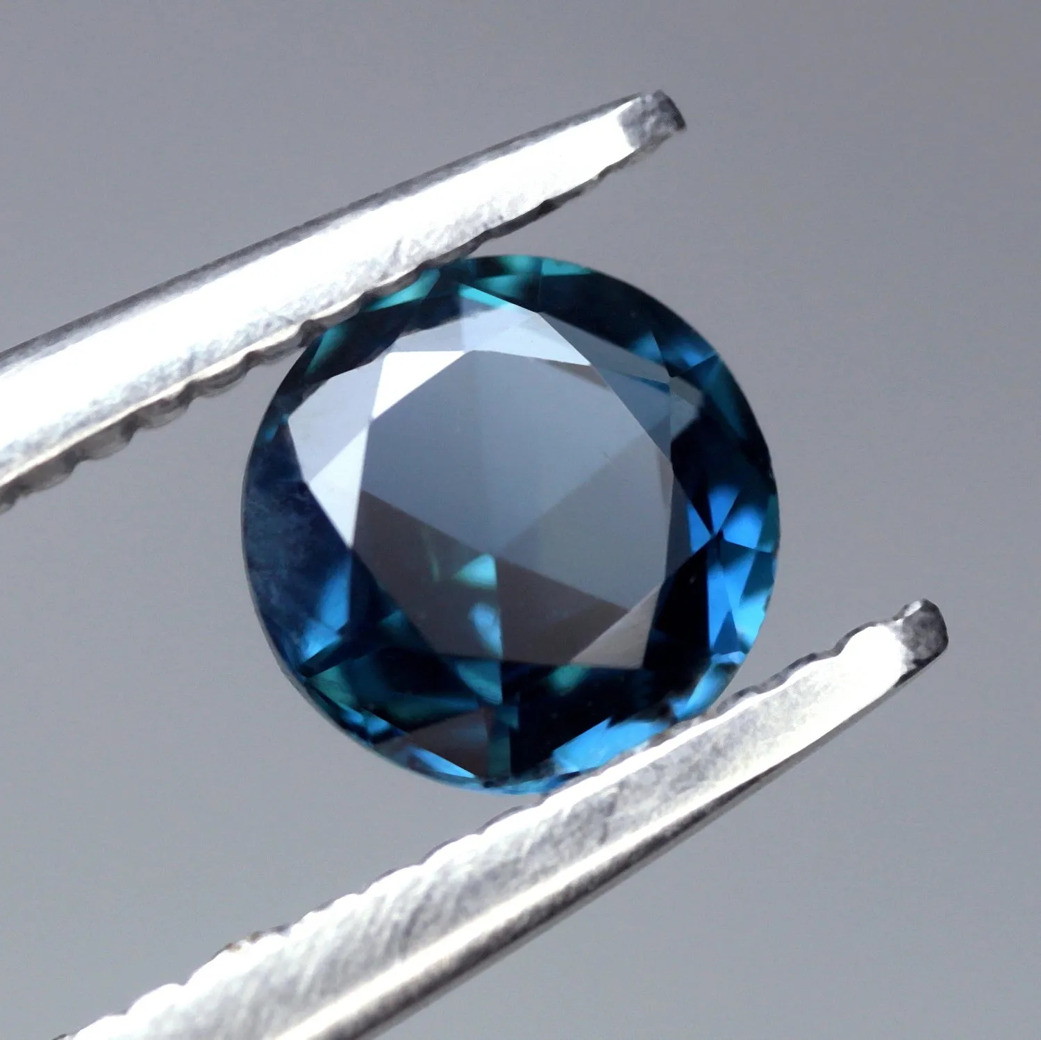 0.51ct Certified Natural Blue Sapphire