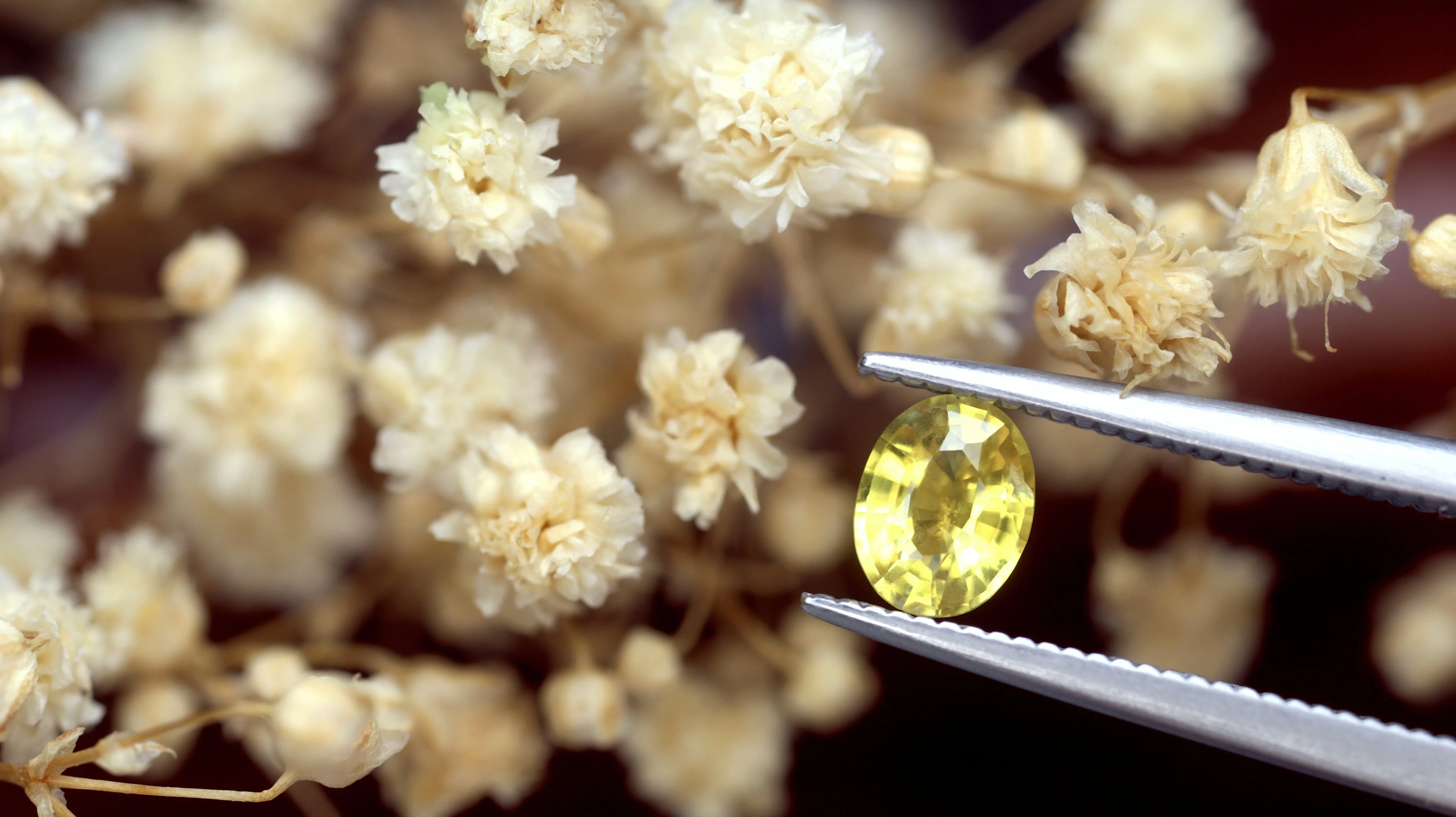 0.53ct Certified Natural Yellow Sapphire