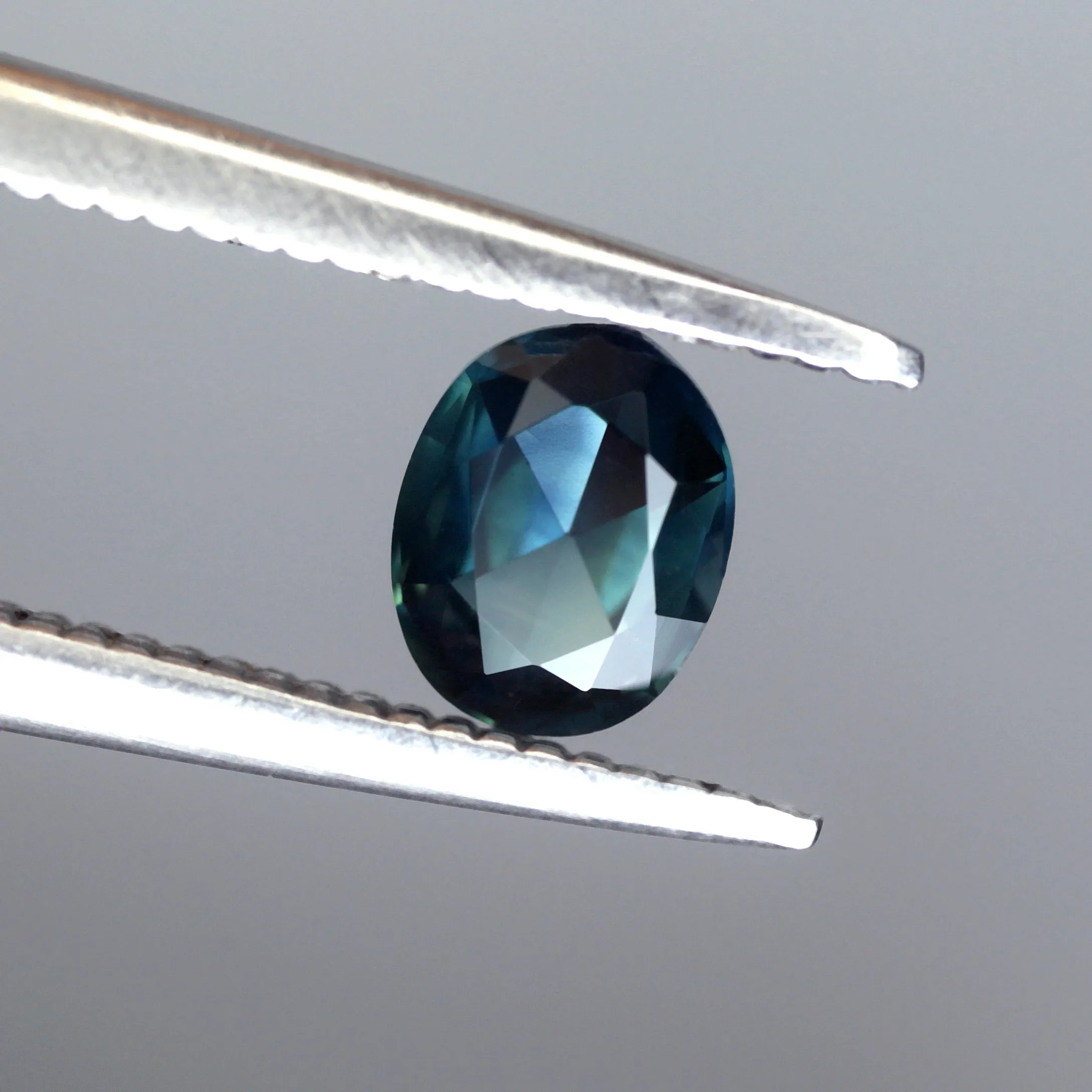 0.56ct Certified Natural Teal Sapphire