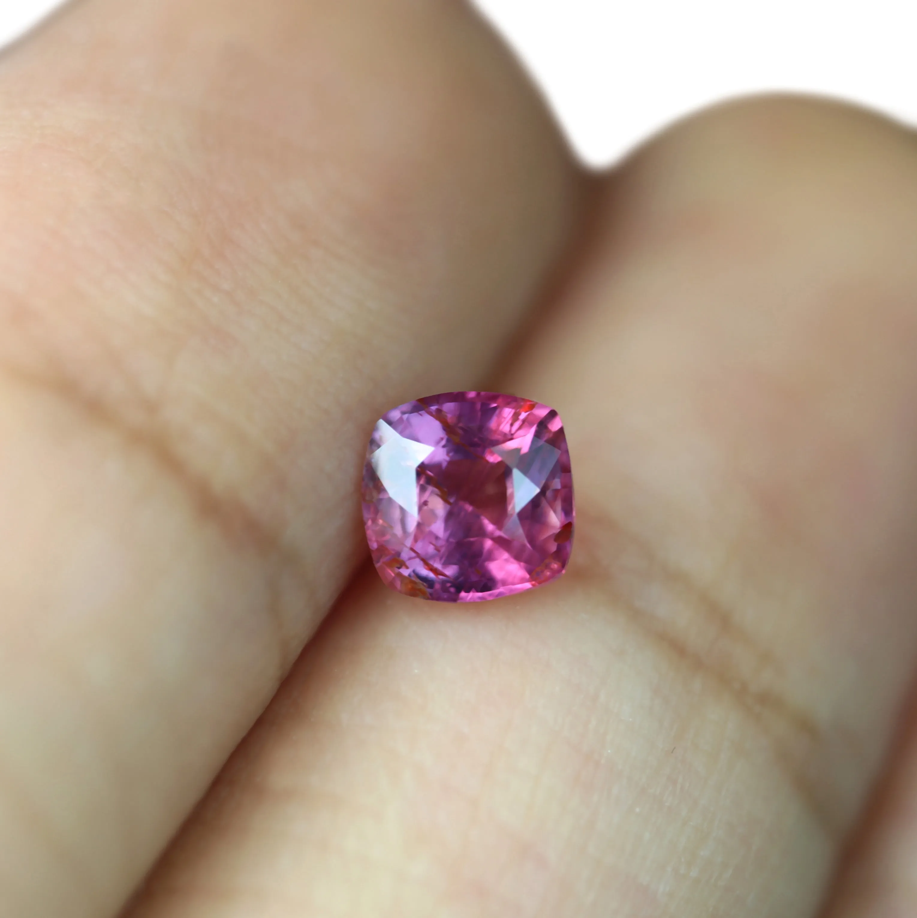 0.58ct Certified Natural Pink Sapphire