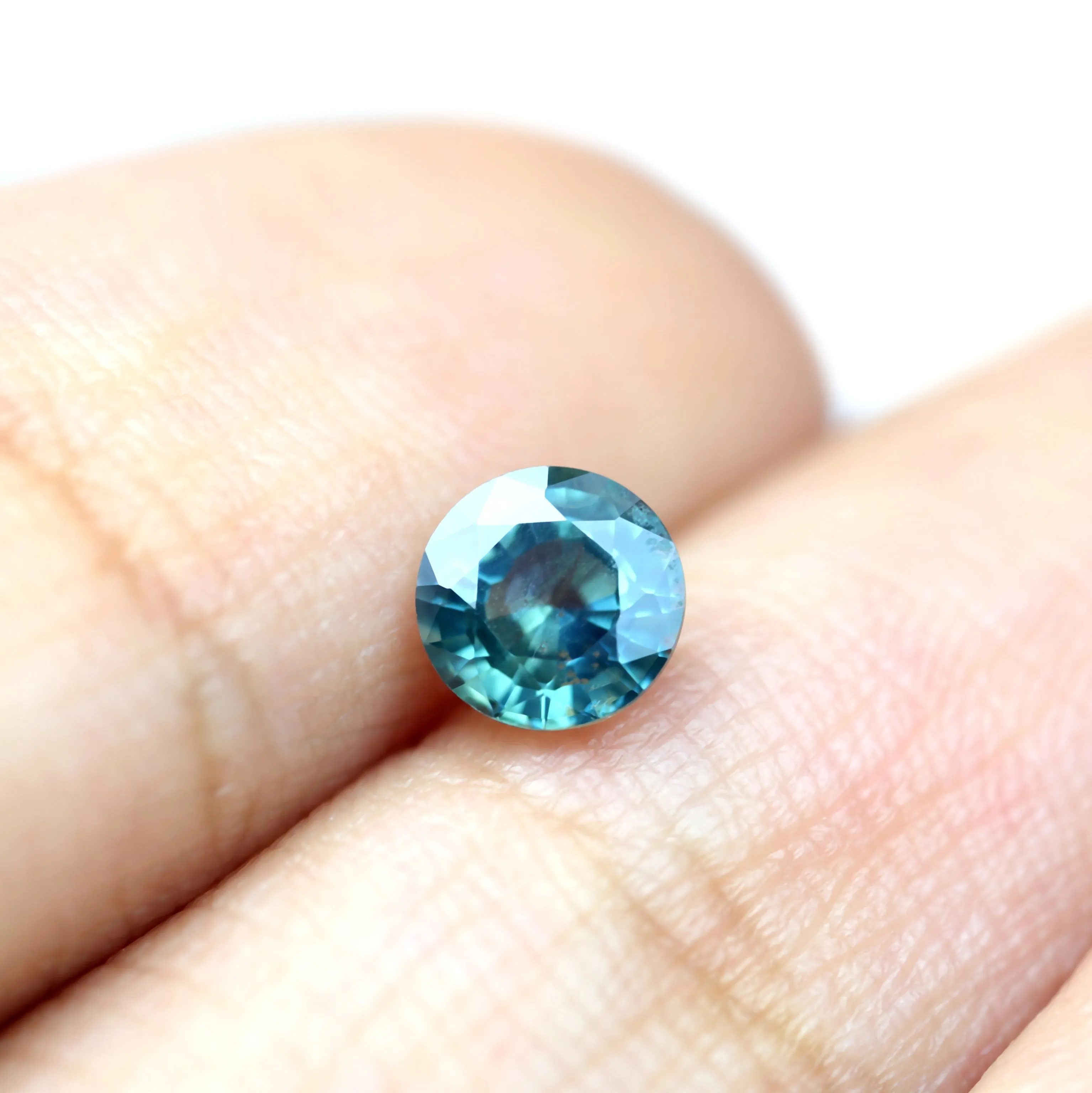 0.58ct Certified Natural Teal Sapphire