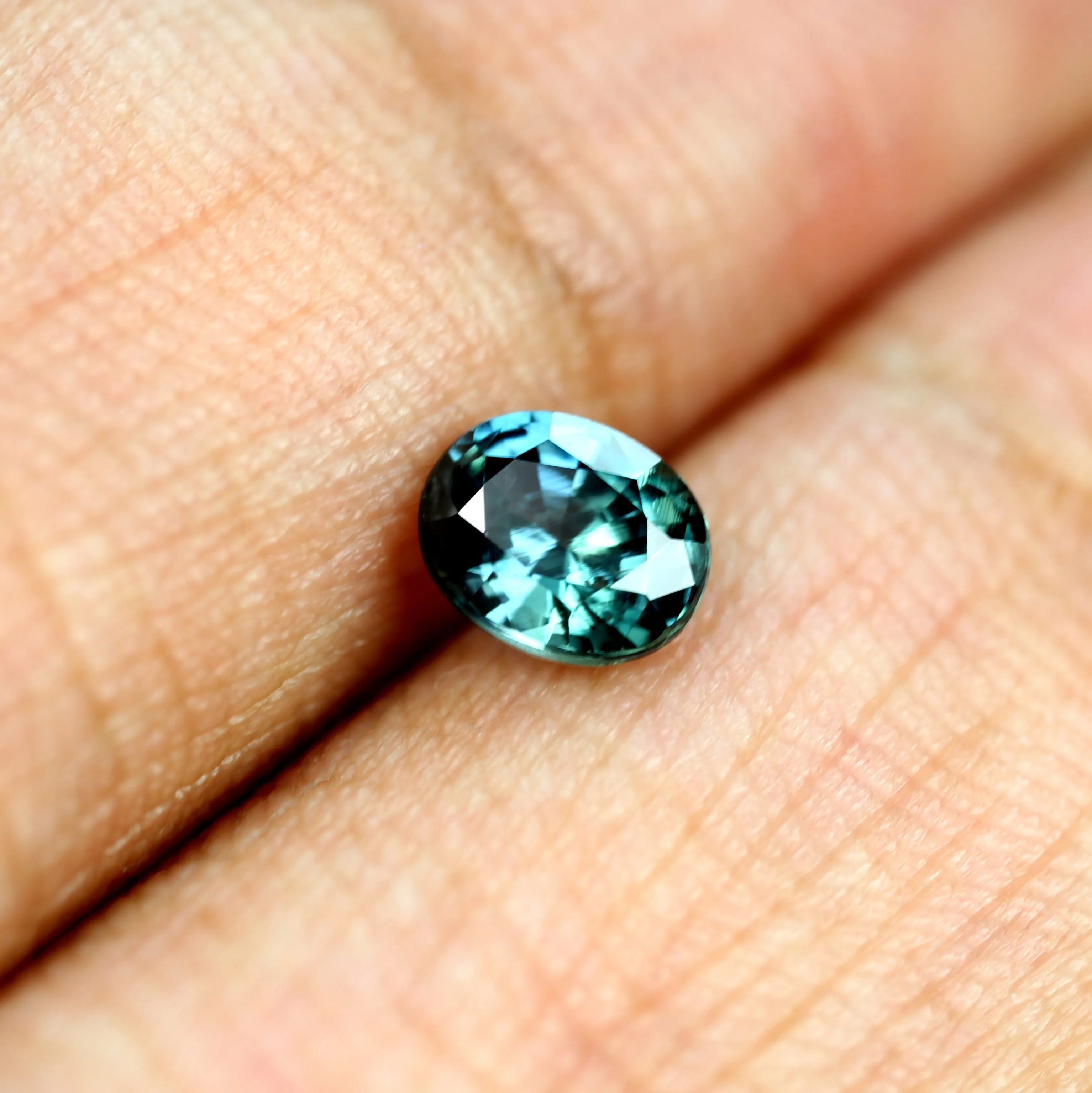 0.59ct Certified Natural Teal Sapphire