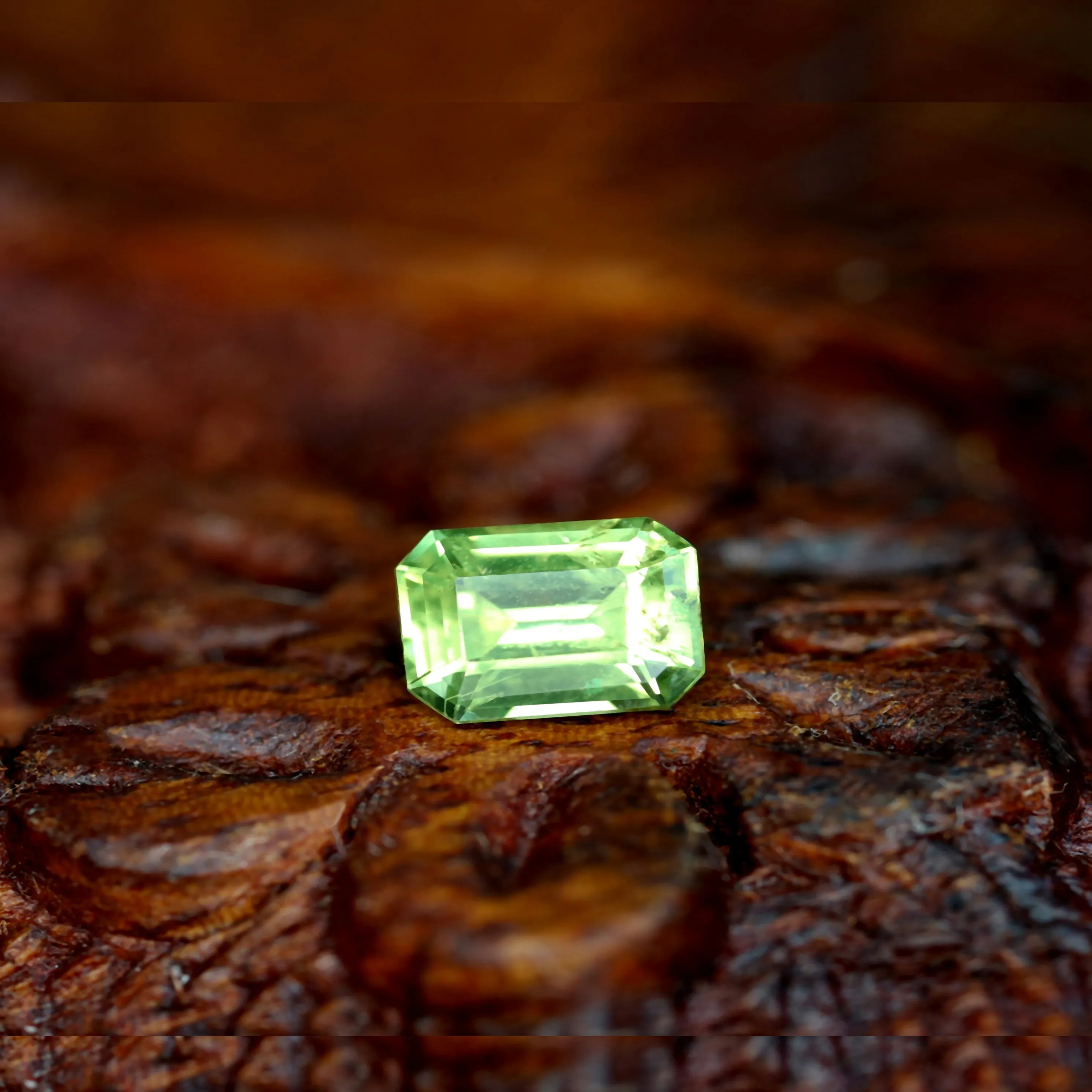 0.60ct Certified Natural Green Sapphire