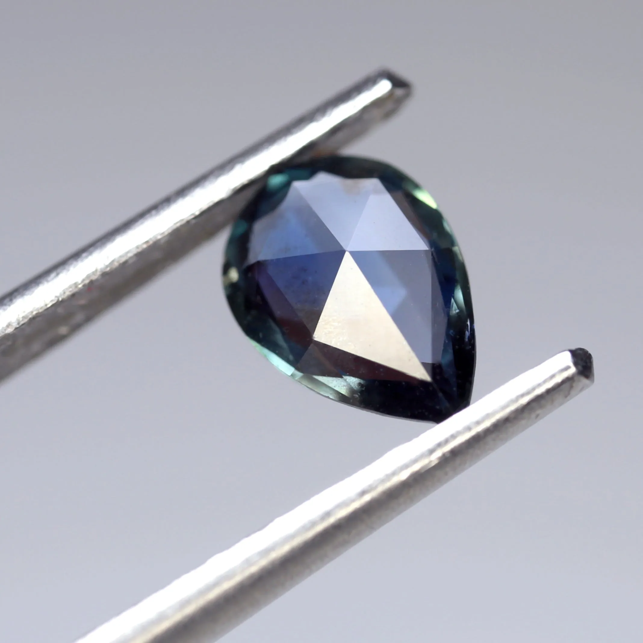 0.60ct Certified Natural Teal Sapphire