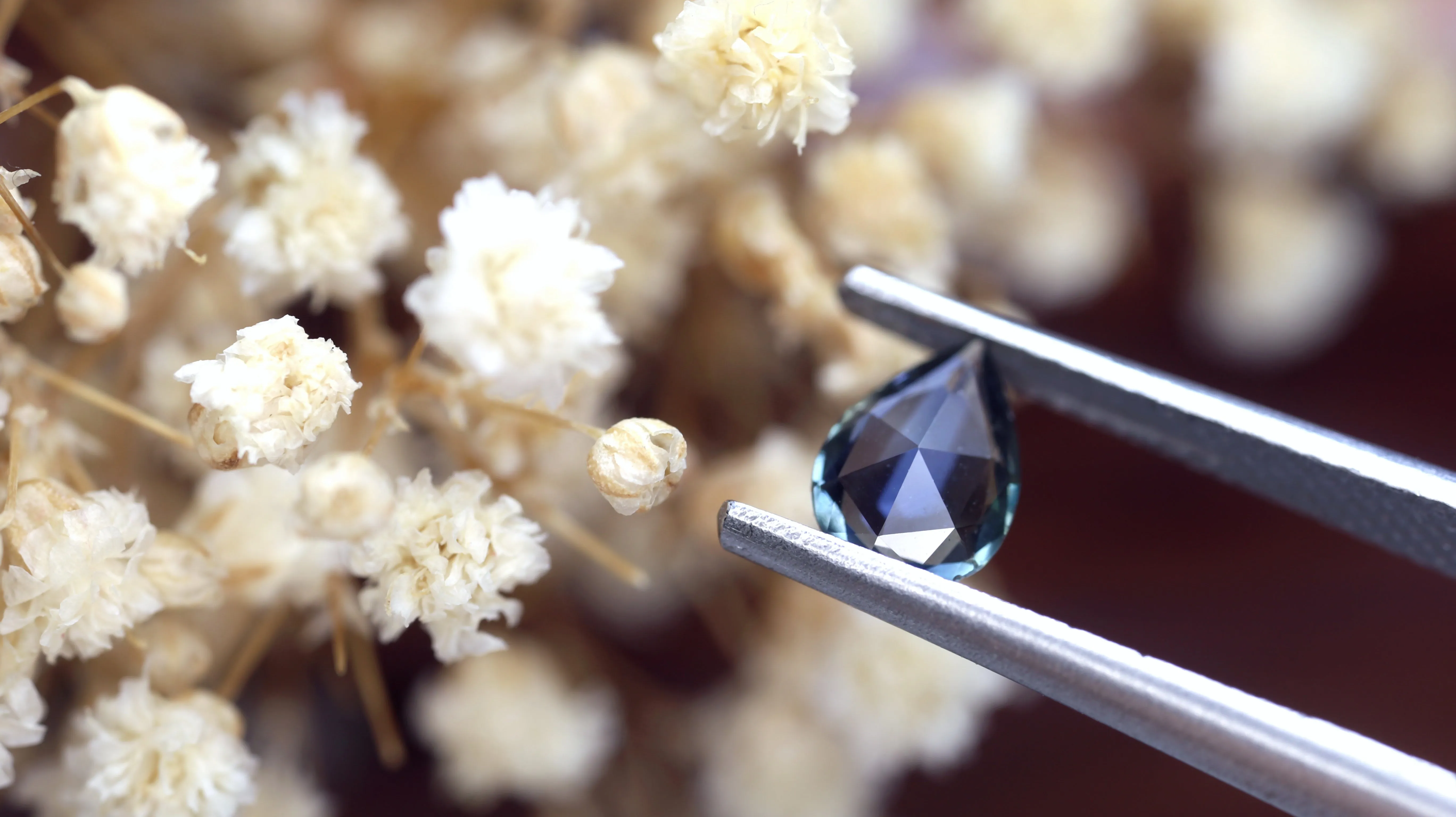 0.60ct Certified Natural Teal Sapphire