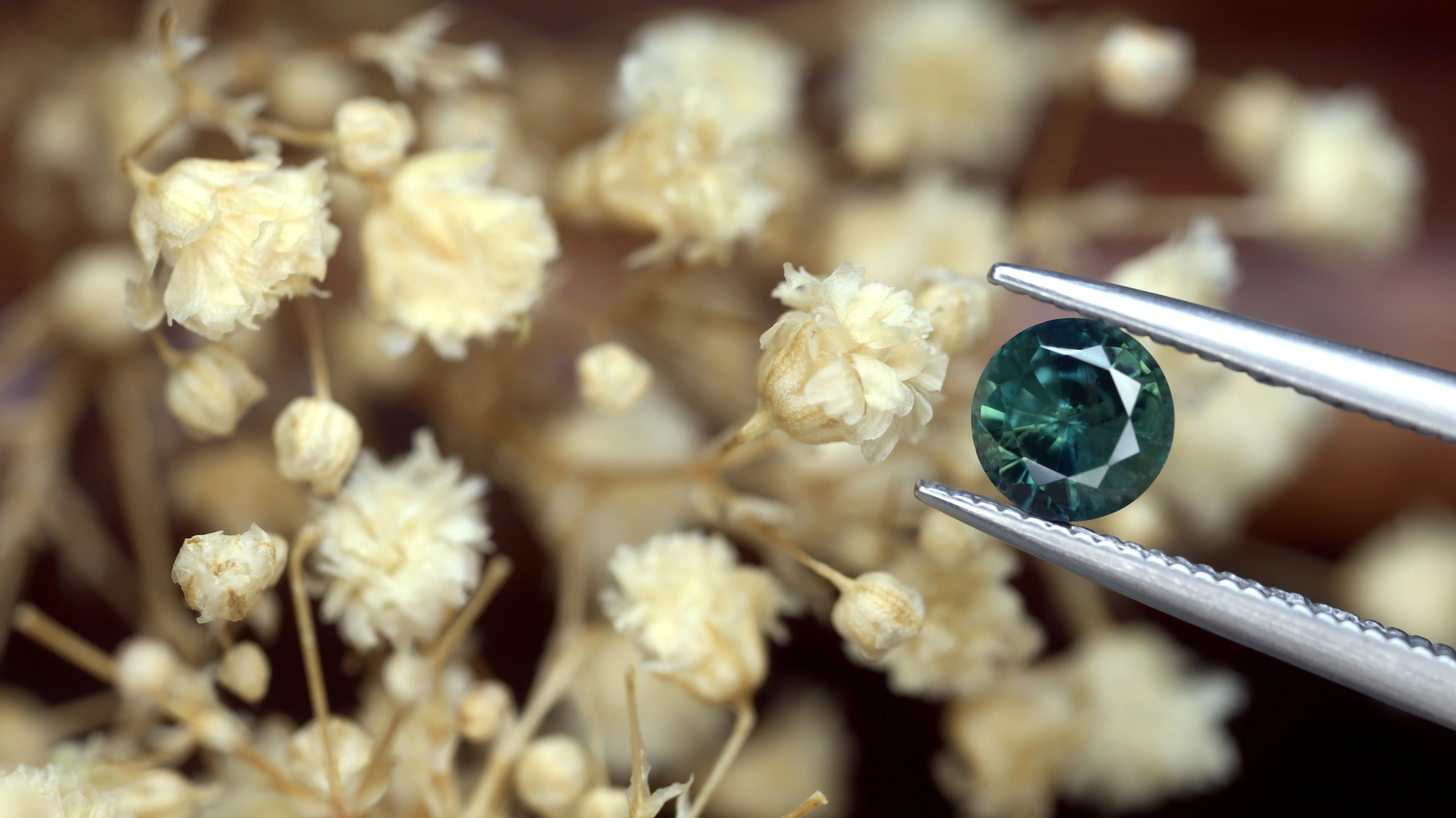 0.60ct Certified Natural Teal Sapphire