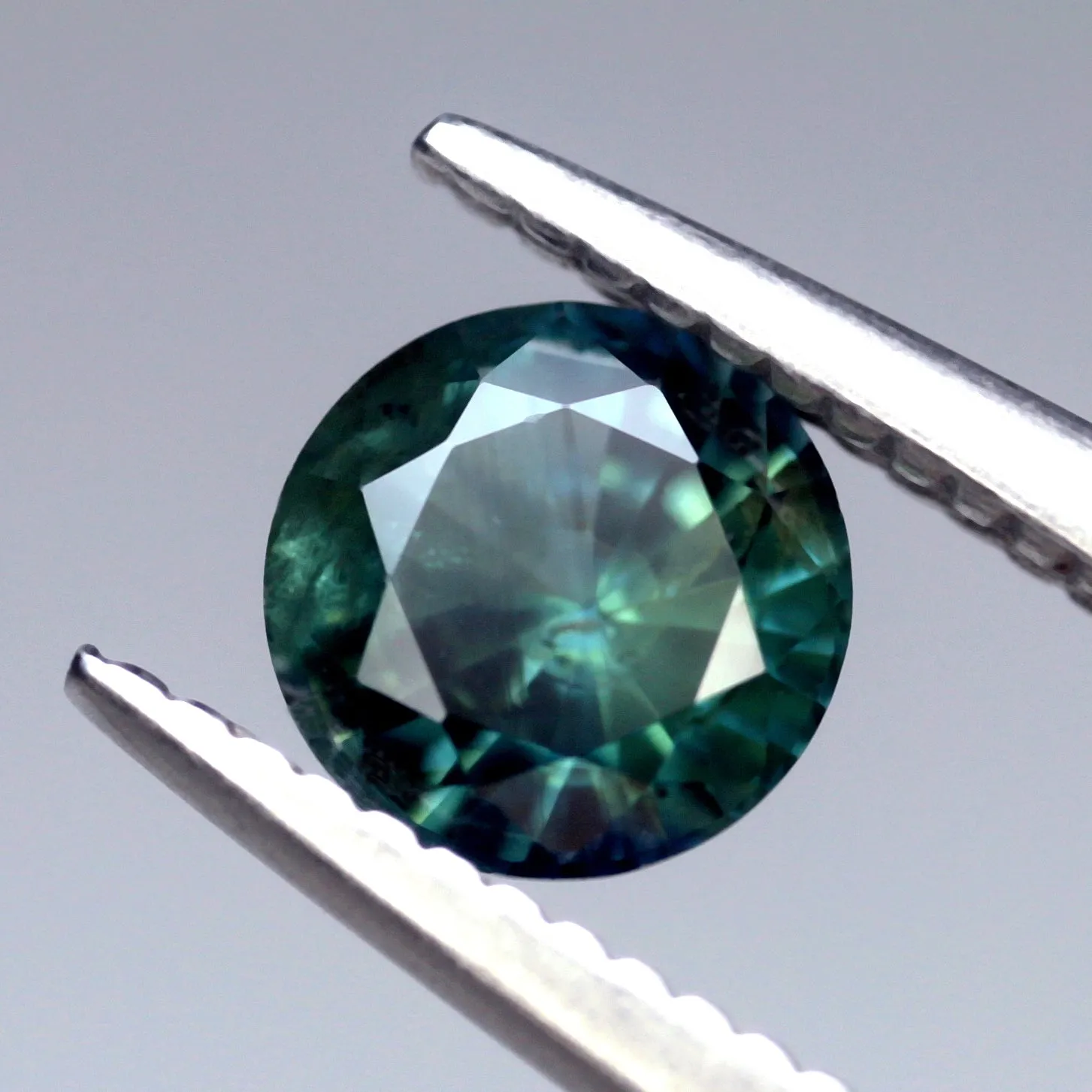 0.60ct Certified Natural Teal Sapphire