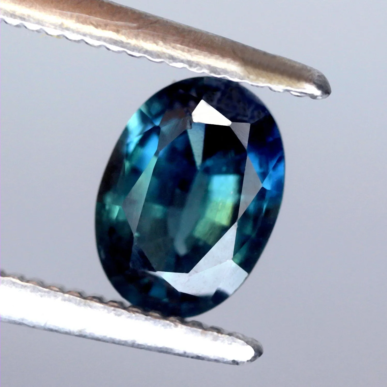 0.61ct Certified Natural Teal Sapphire