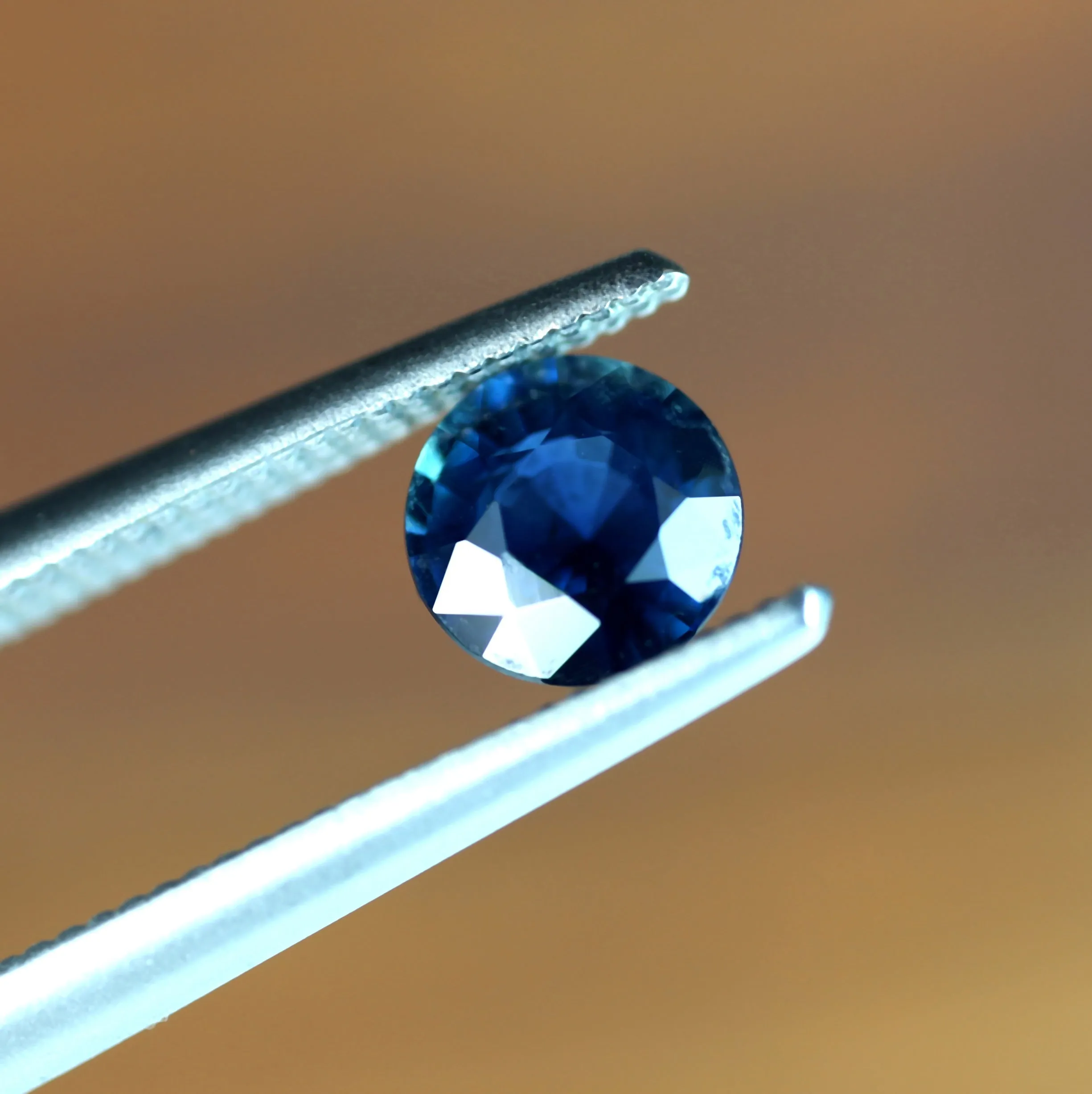 0.62ct Certified Natural Blue Sapphire