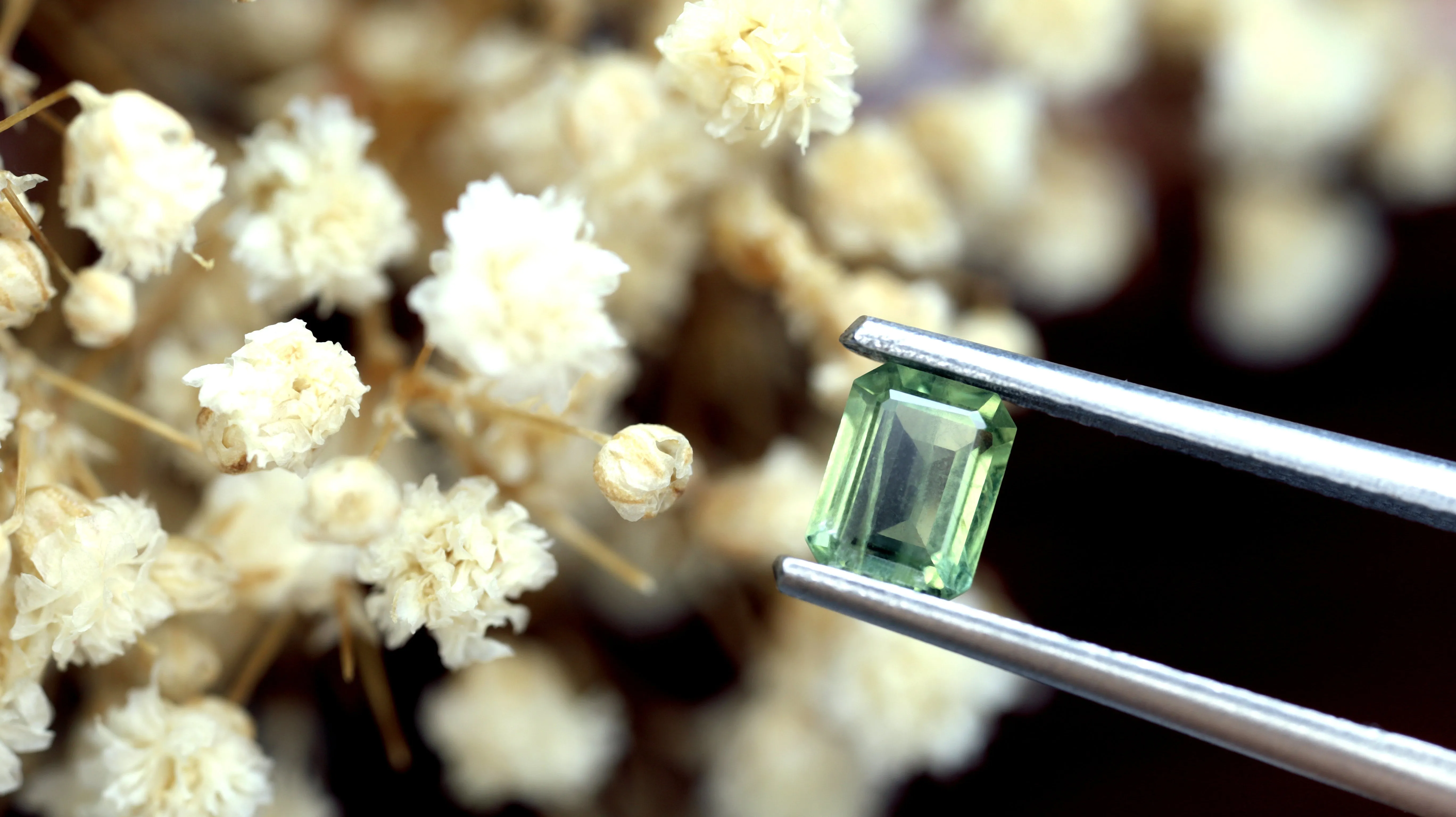 0.63ct Certified Natural Green Sapphire