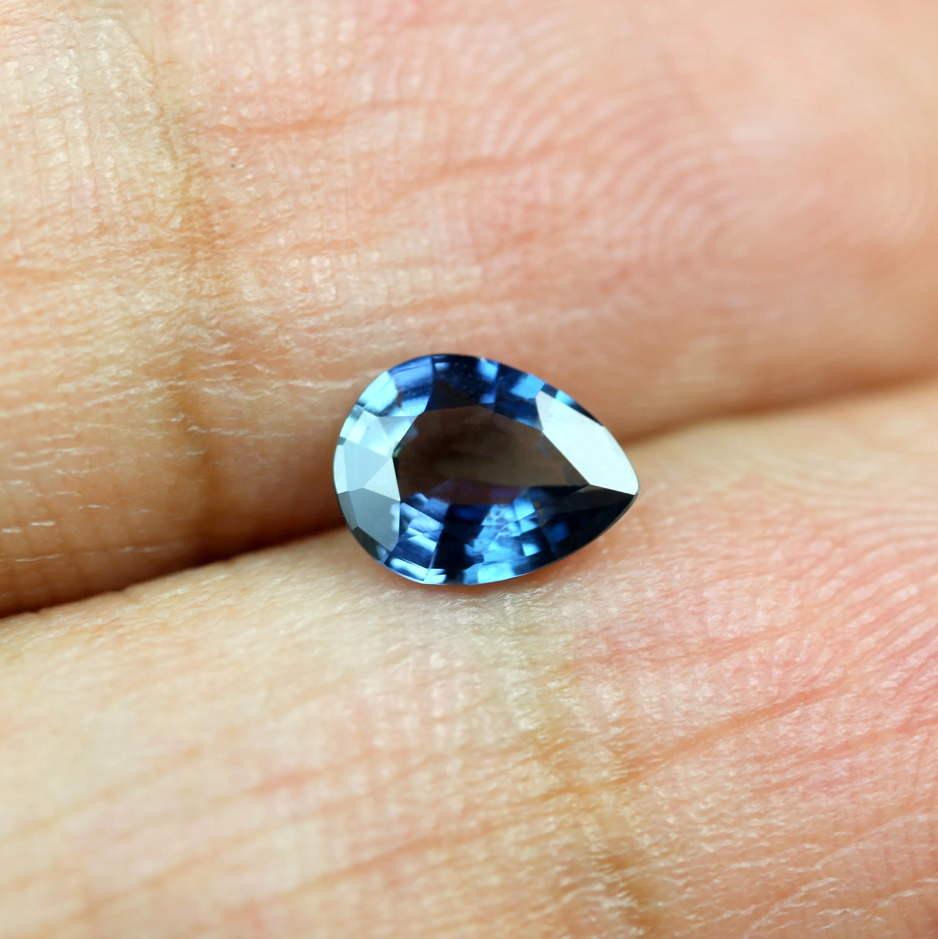 0.64ct Certified Natural Blue Sapphire