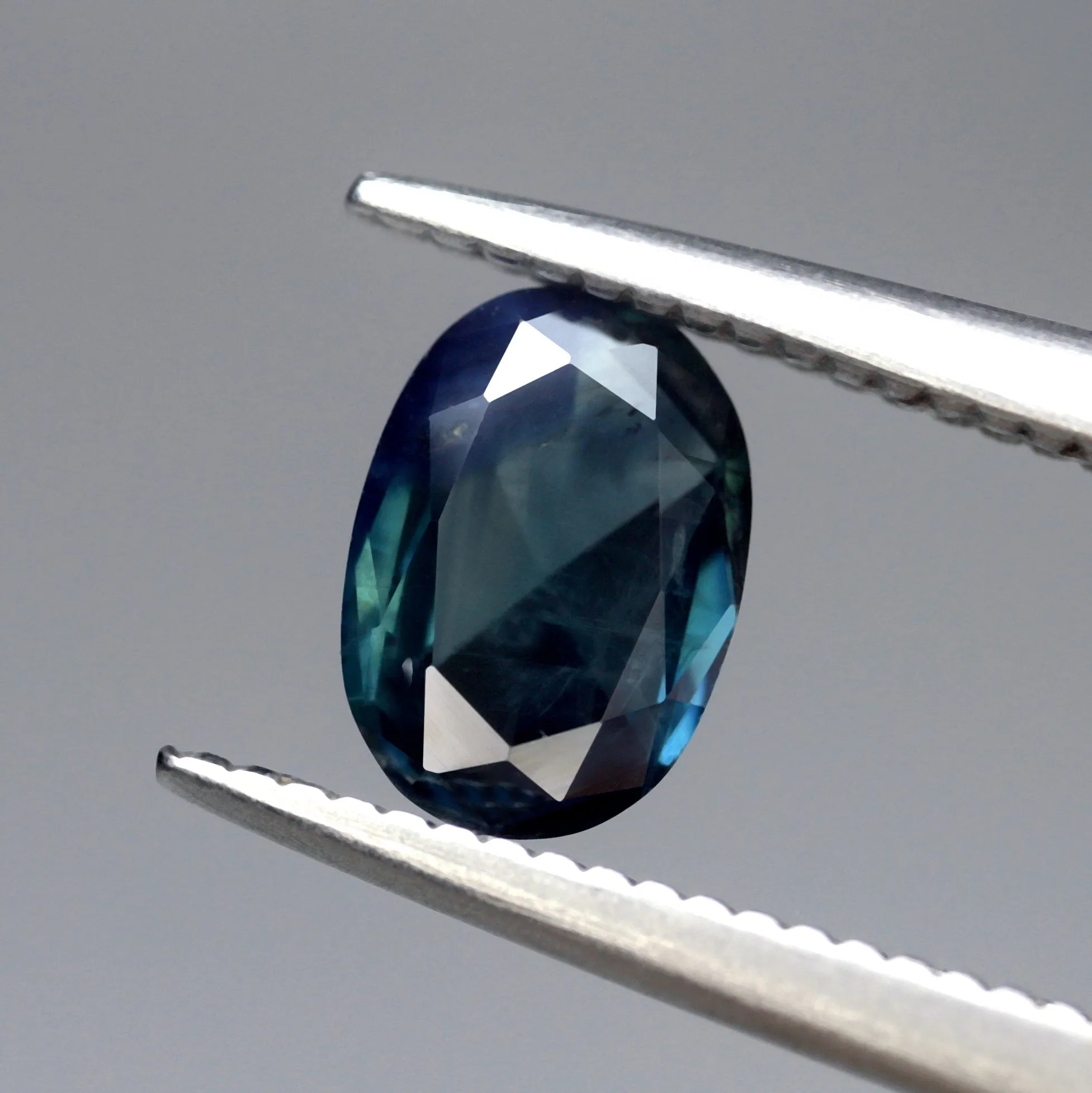 0.64ct Certified Natural Teal Sapphire