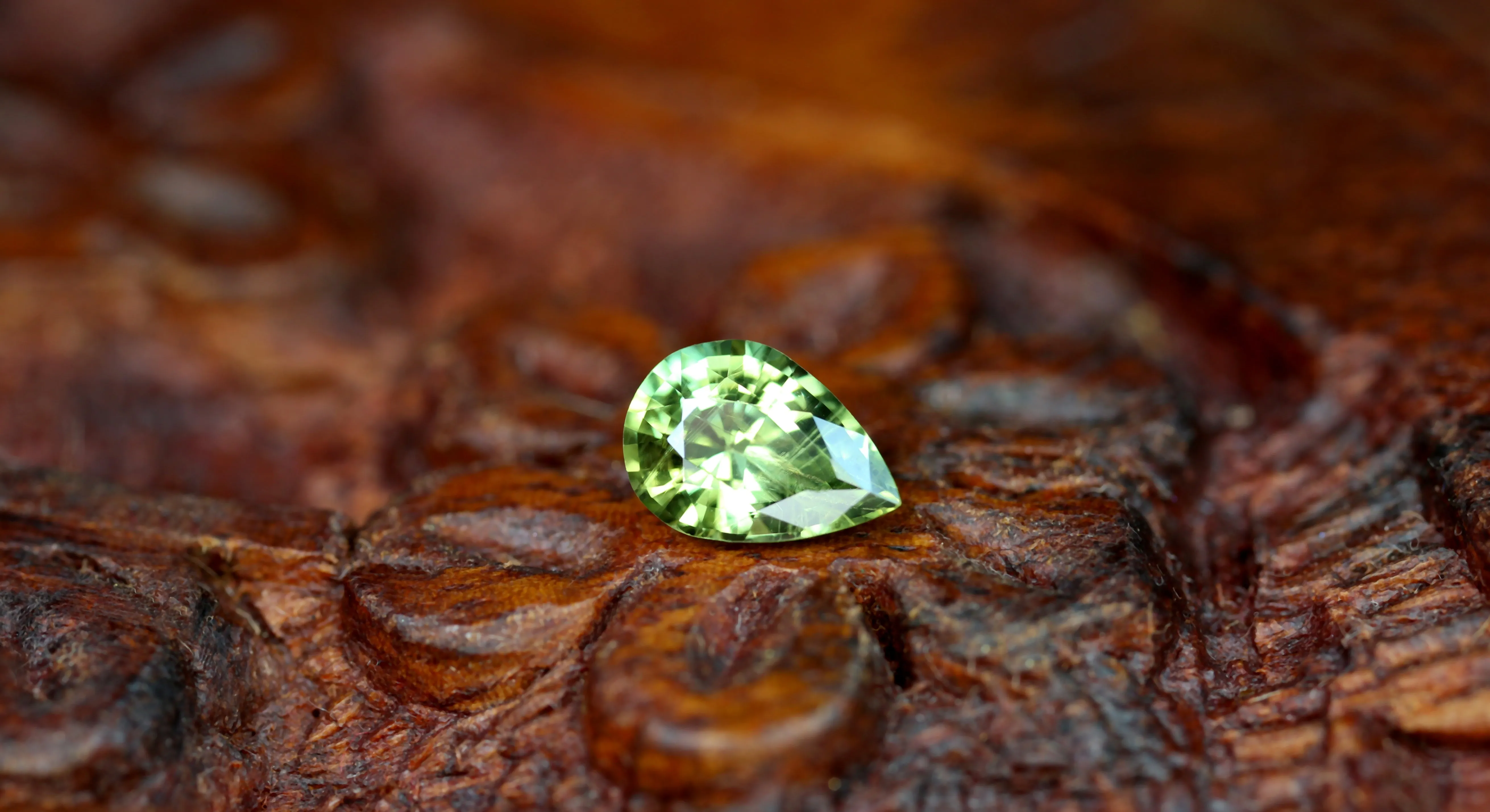 0.66ct Certified Natural Green Sapphire