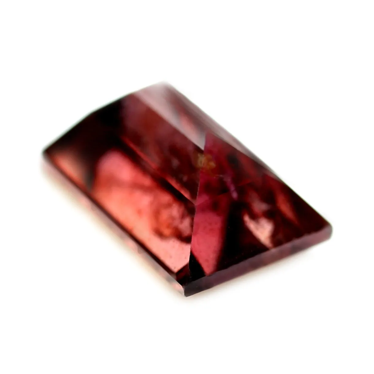 0.67ct Certified Natural Maroon Sapphire