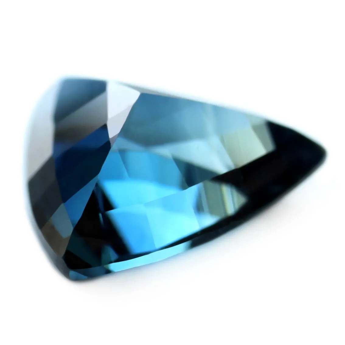 0.68ct Certified Natural Blue Sapphire
