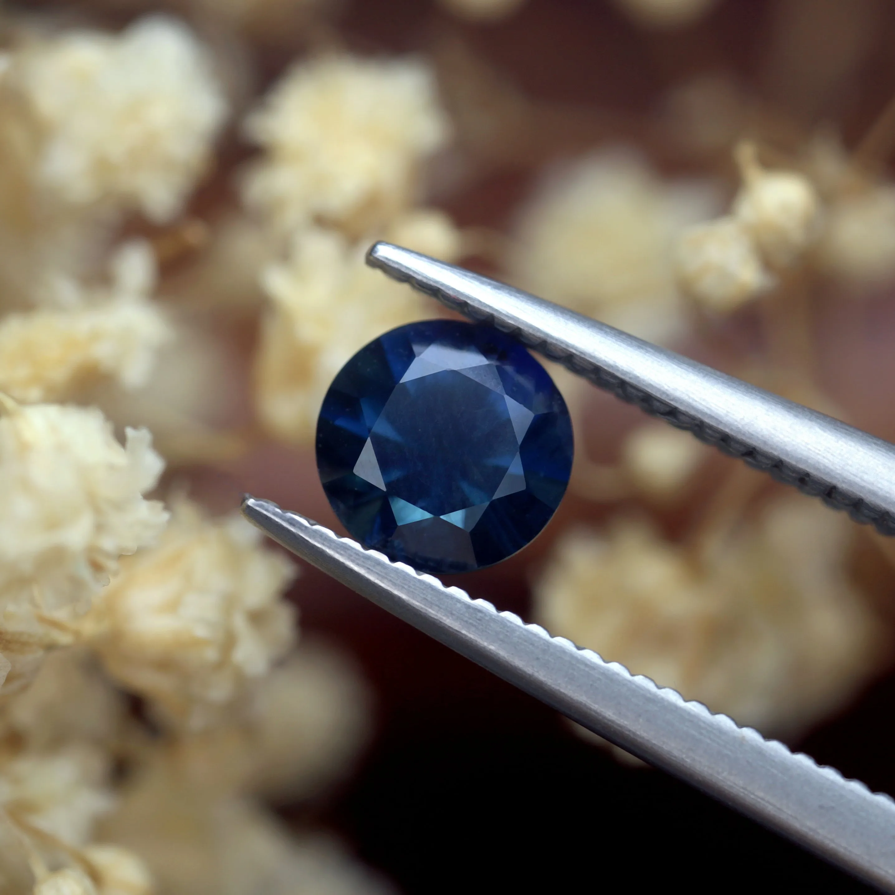 0.71ct Certified Natural Blue Sapphire