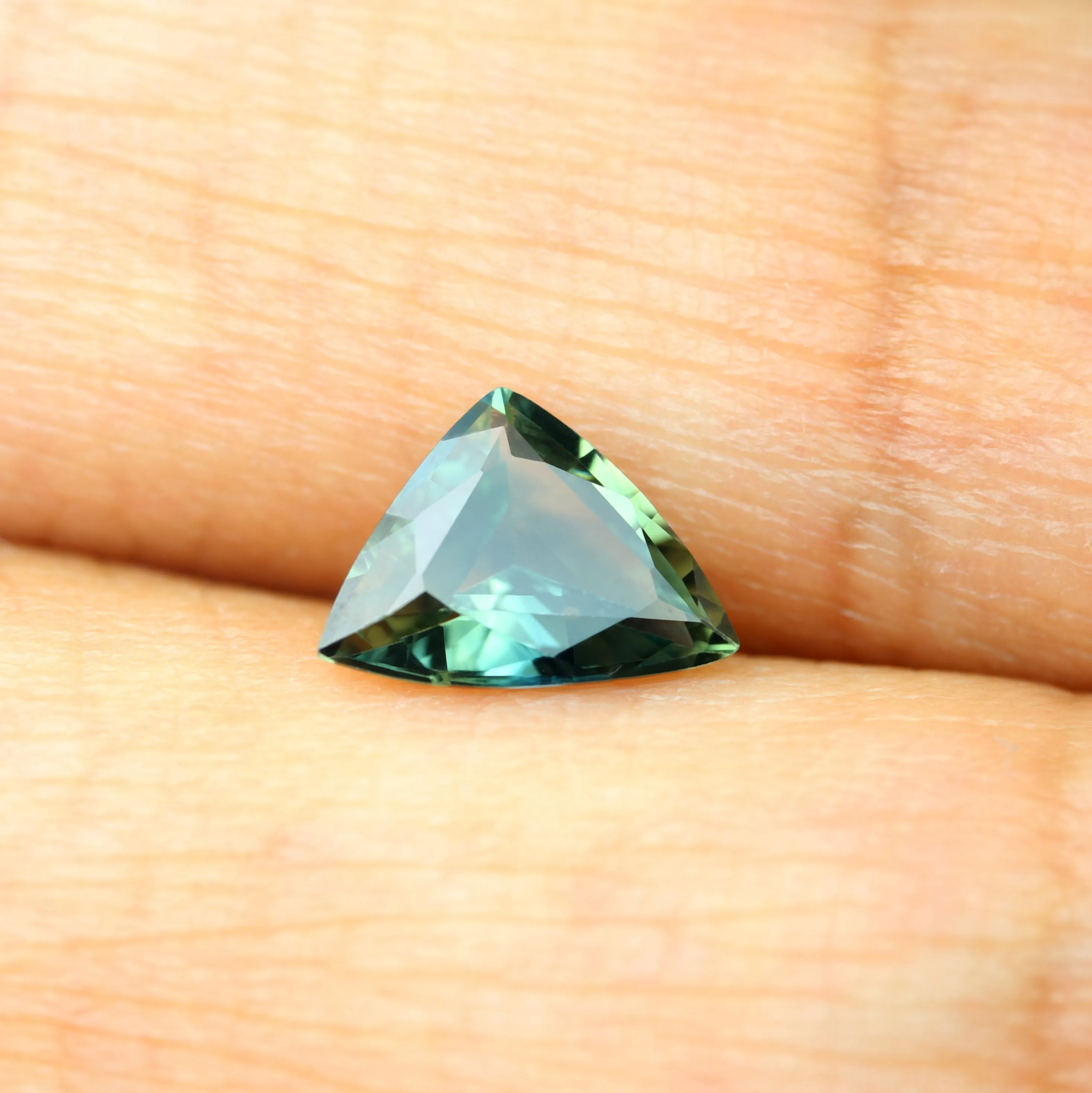 0.72ct Certified Natural Teal Sapphire