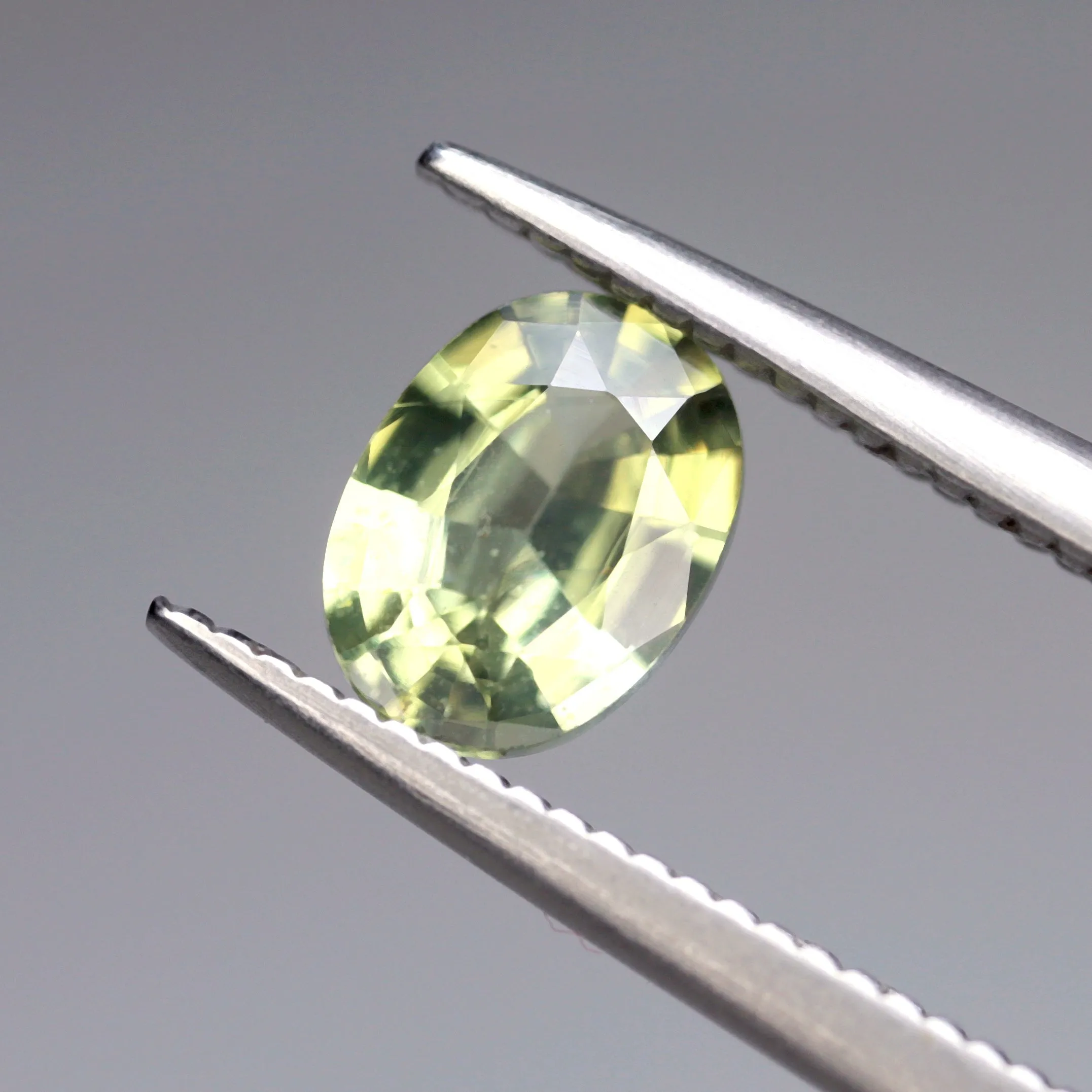 0.72ct Certified Natural Yellow Sapphire