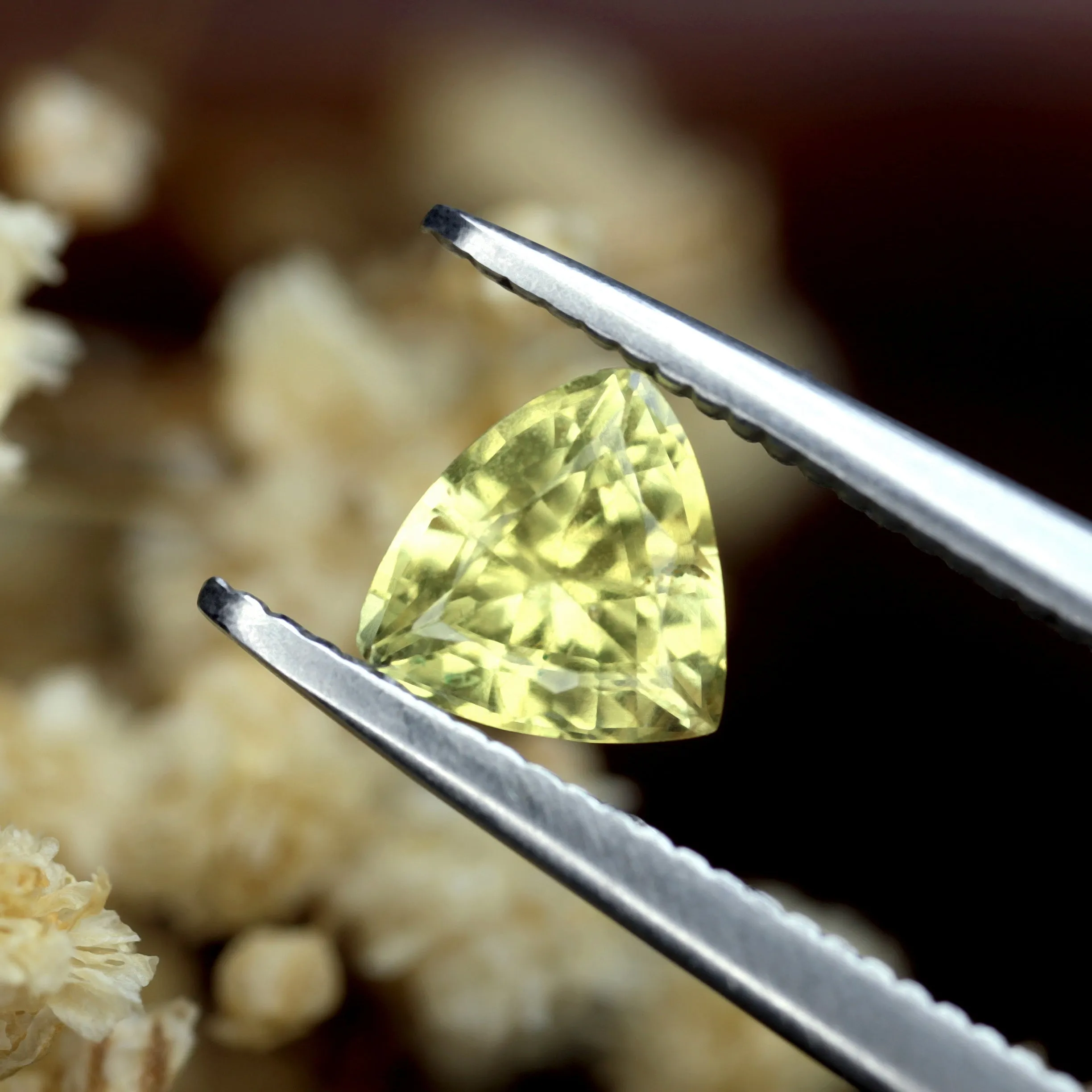 0.72ct Certified Natural Yellow Sapphire