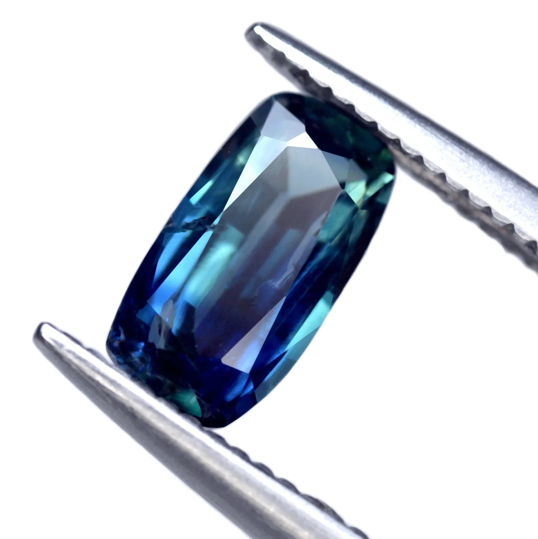 0.77ct Certified Natural Teal Sapphire