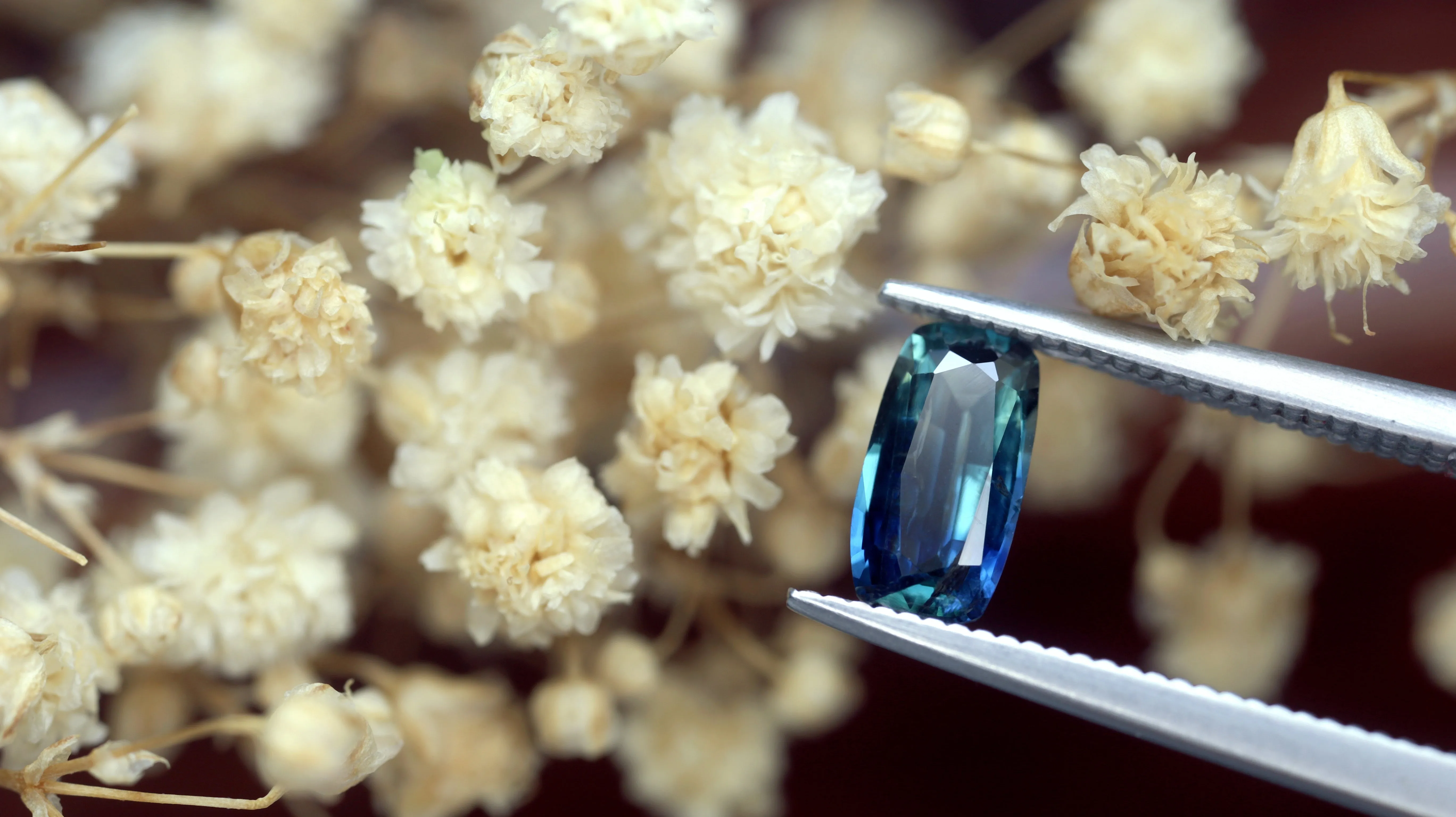 0.77ct Certified Natural Teal Sapphire