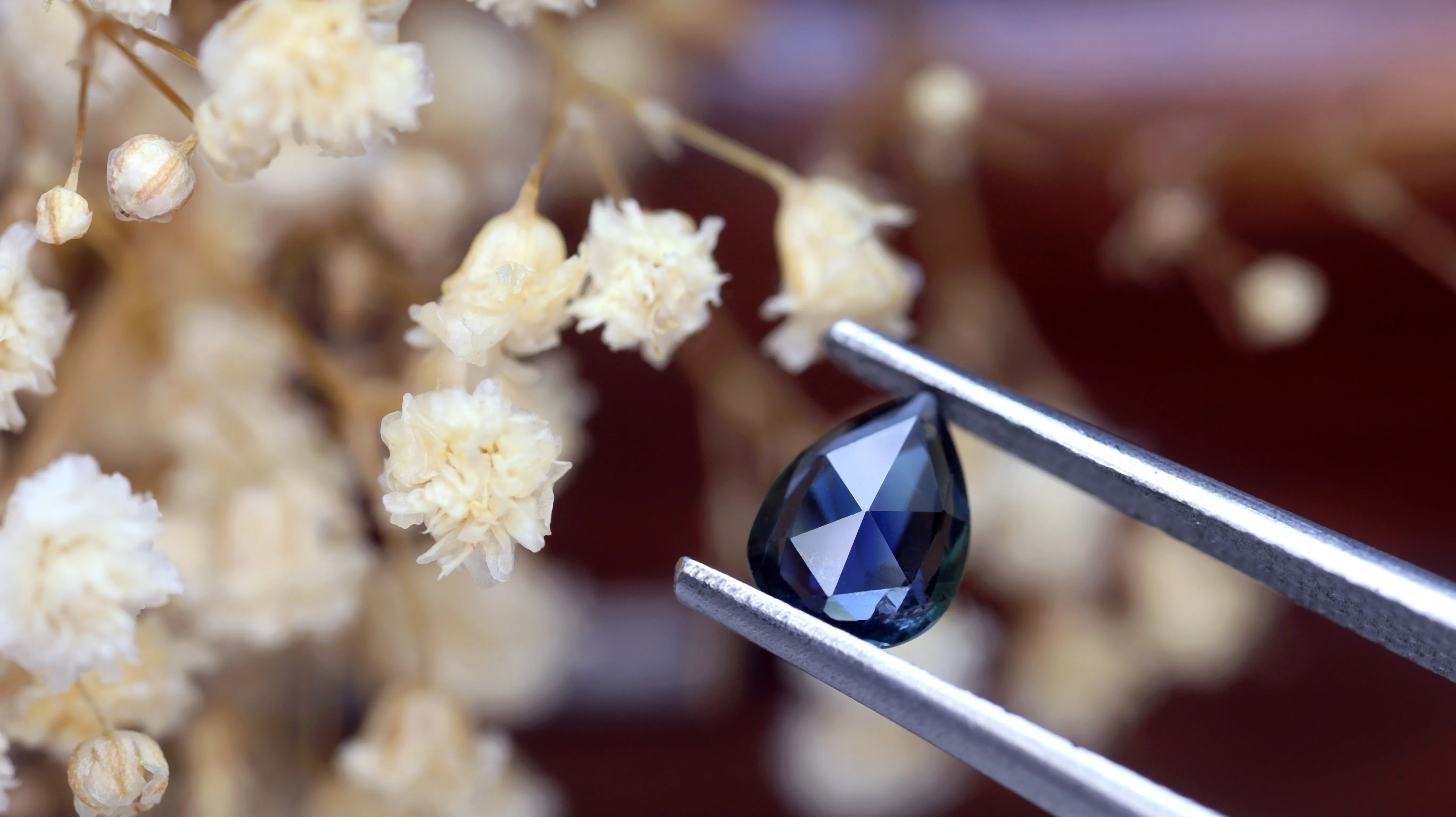 0.77ct Certified Natural Teal Sapphire