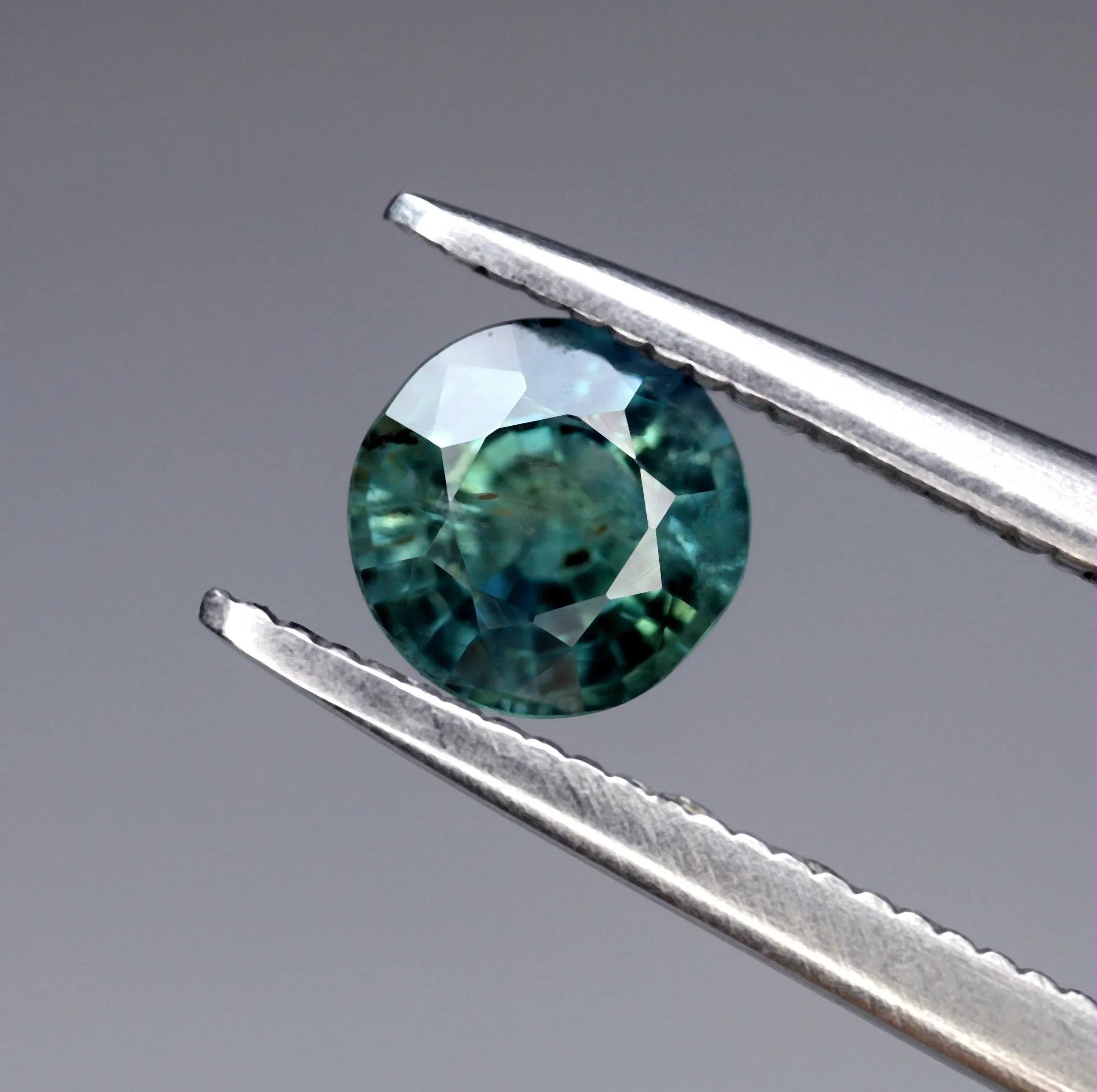 0.80ct Certified Natural Teal Sapphire