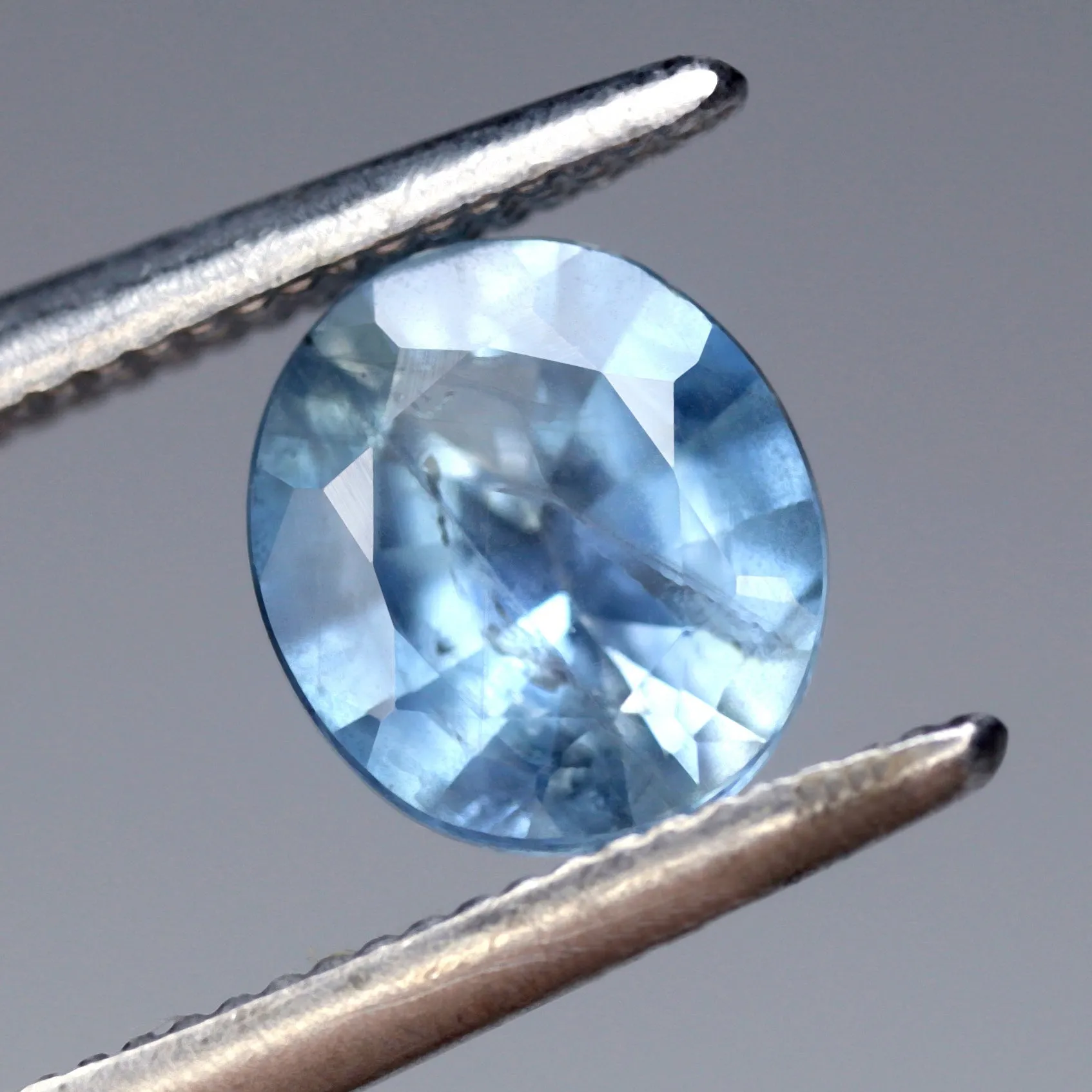 0.87ct Certified Natural Blue Sapphire