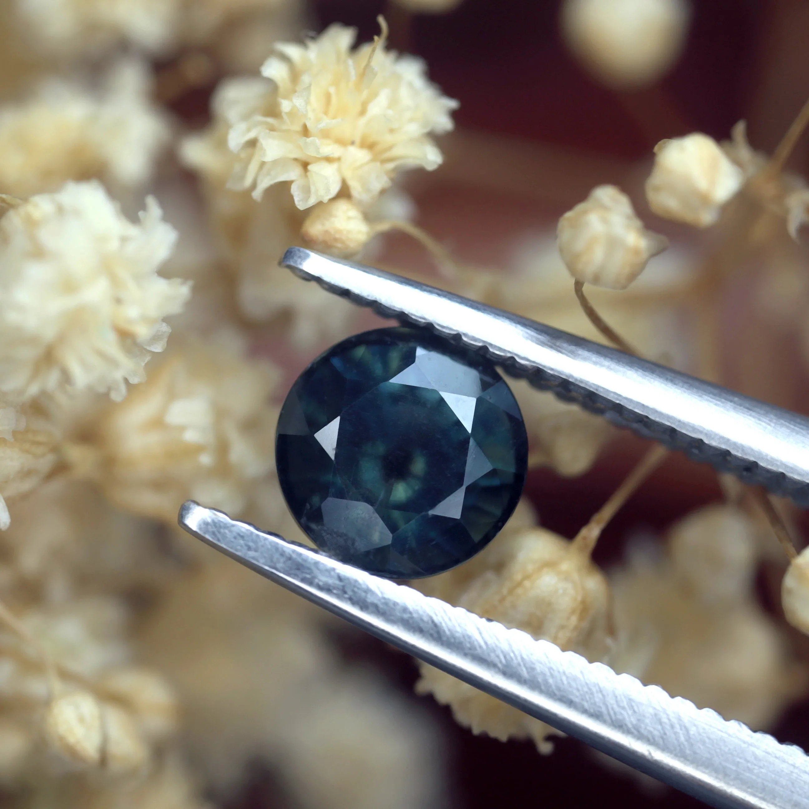 0.87ct Certified Natural Teal Sapphire