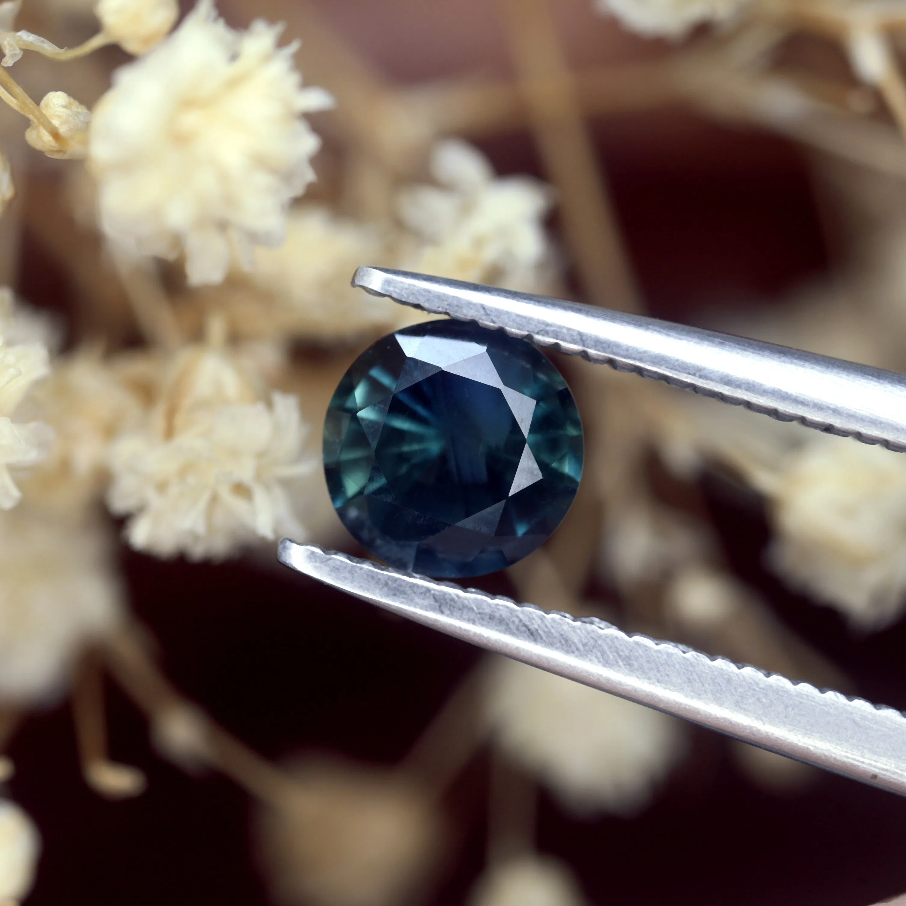 0.87ct Certified Natural Teal Sapphire