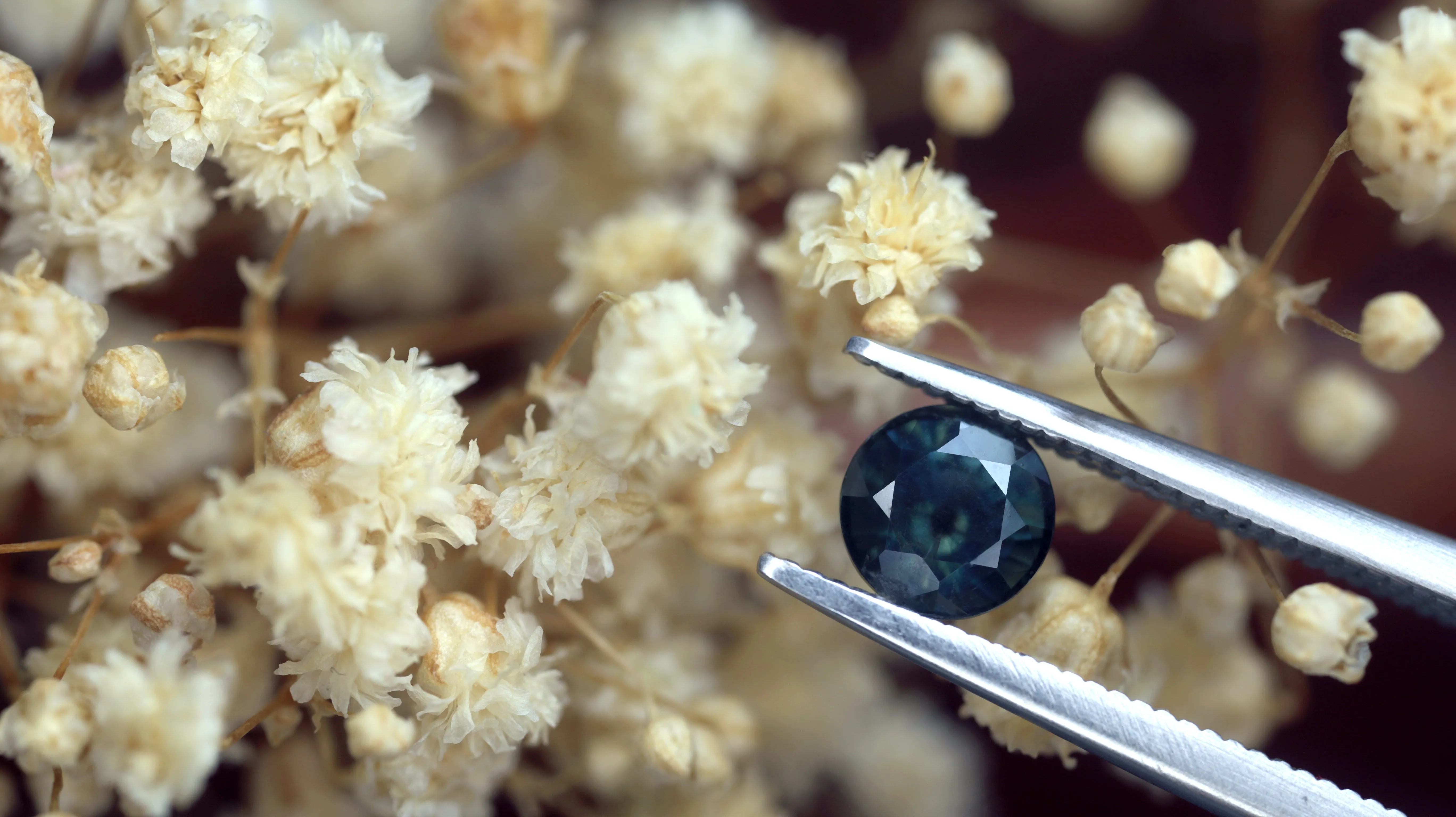 0.87ct Certified Natural Teal Sapphire