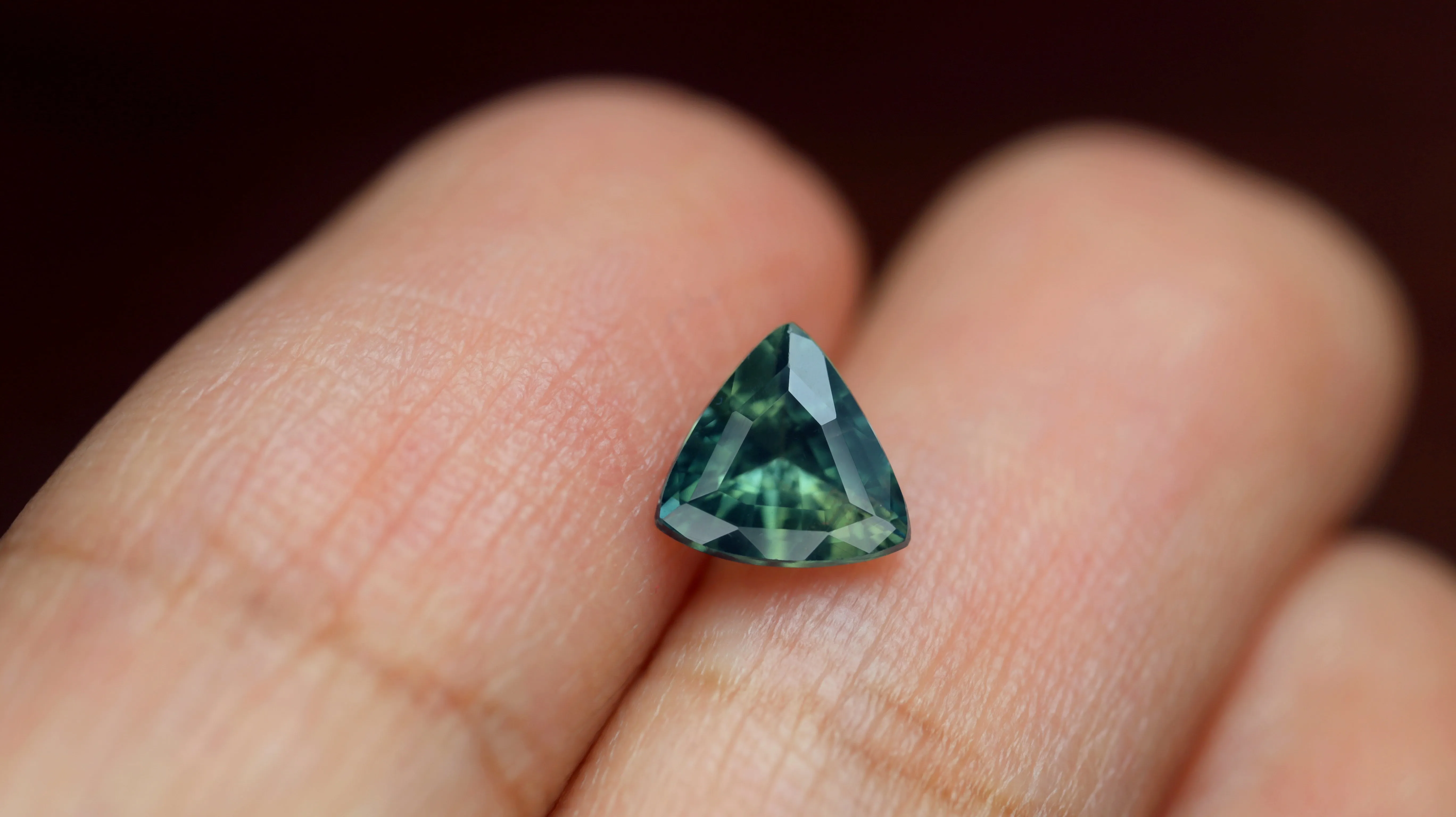 0.87ct Certified Natural Teal Sapphire