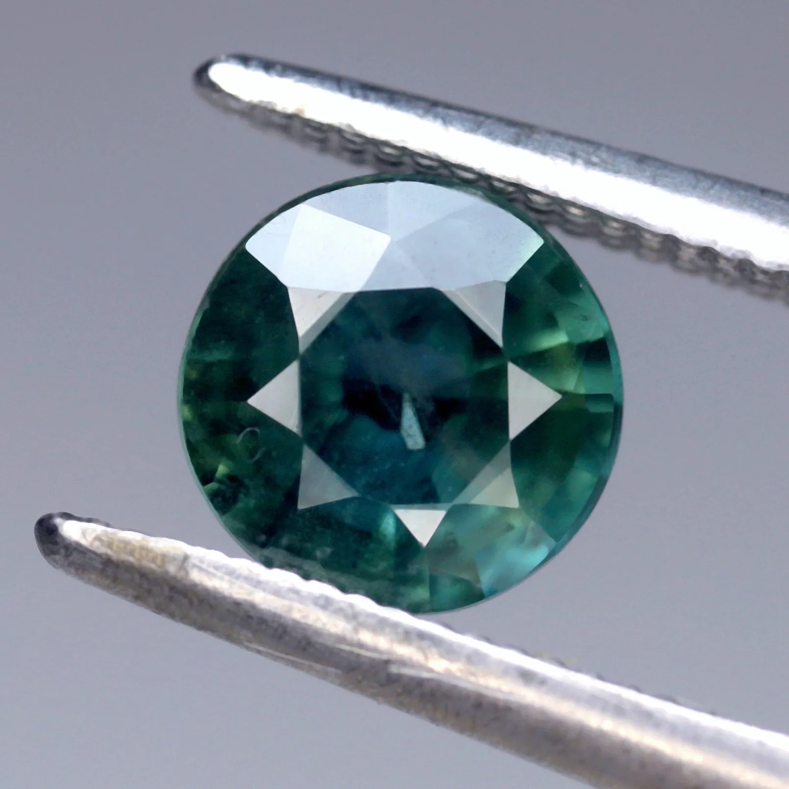 0.88ct Certified Natural Teal Sapphire