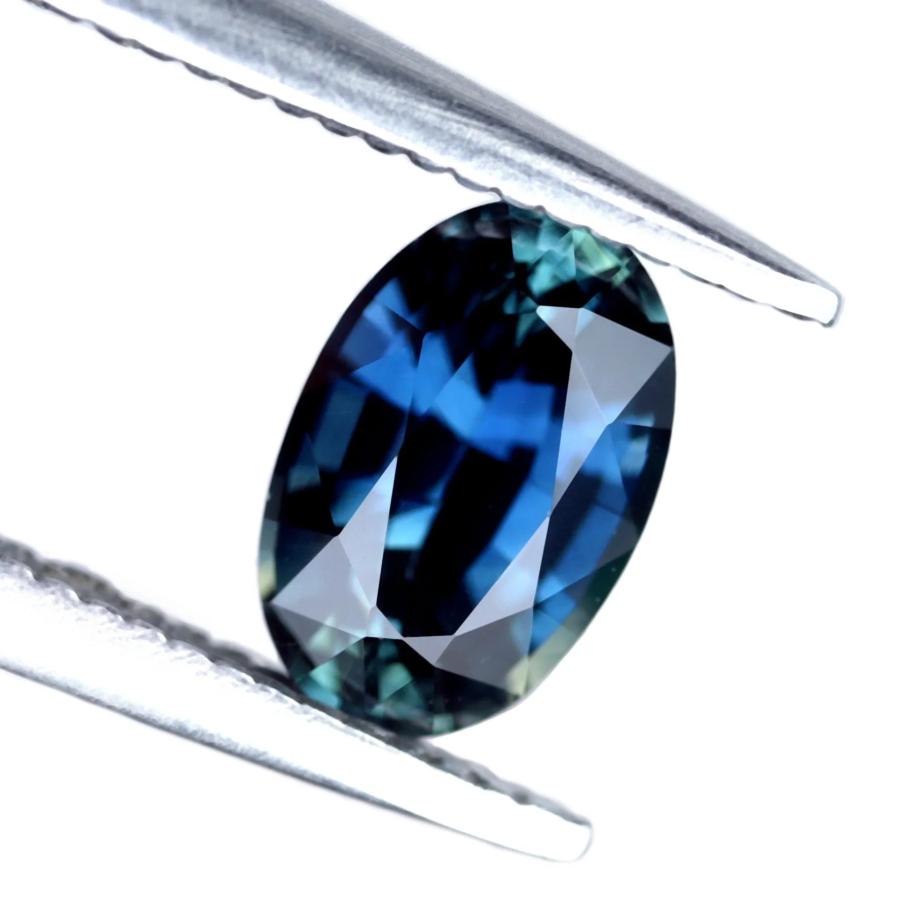 0.89ct Certified Natural Blue Sapphire