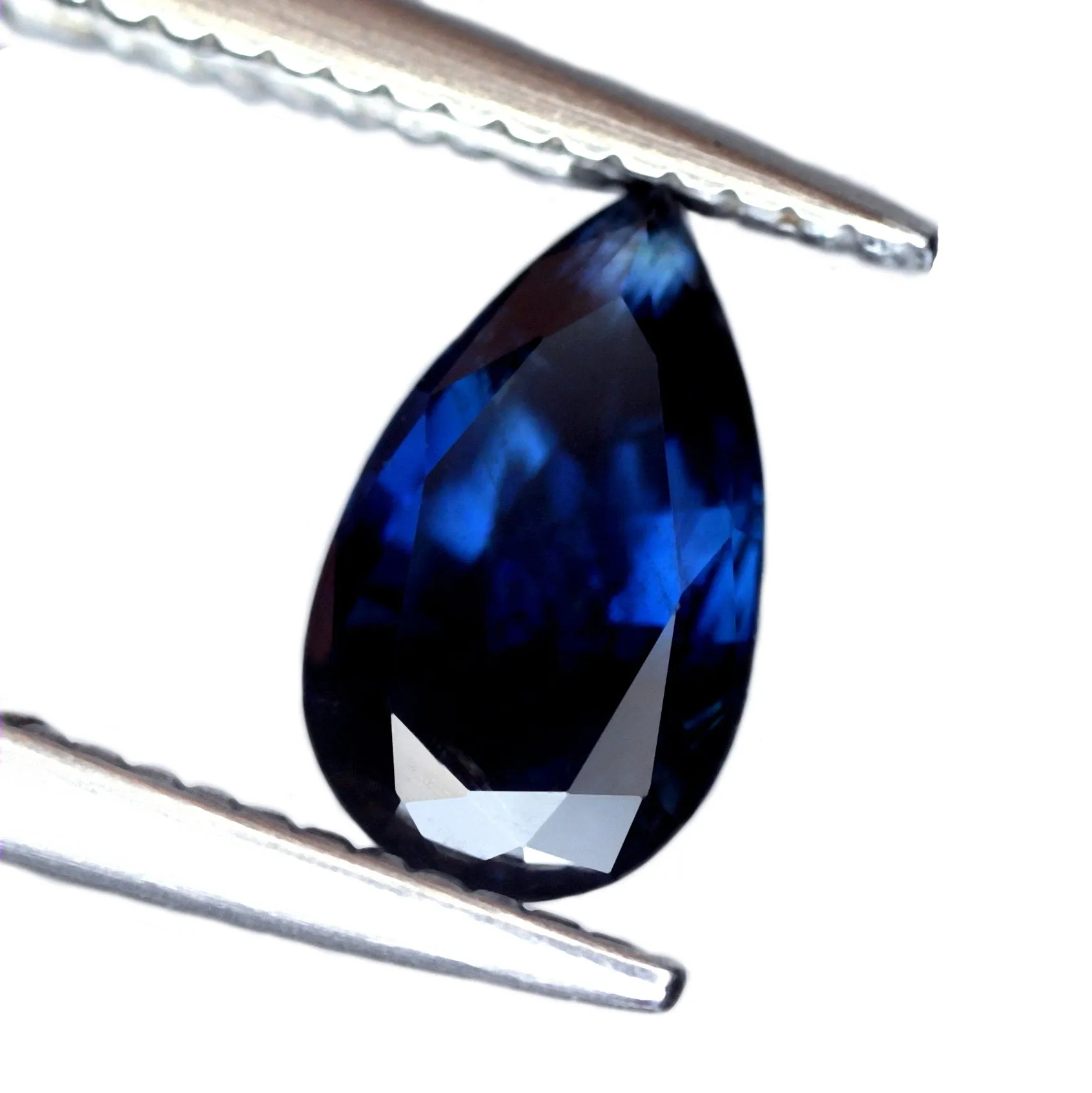 0.89ct Certified Natural Blue Sapphire