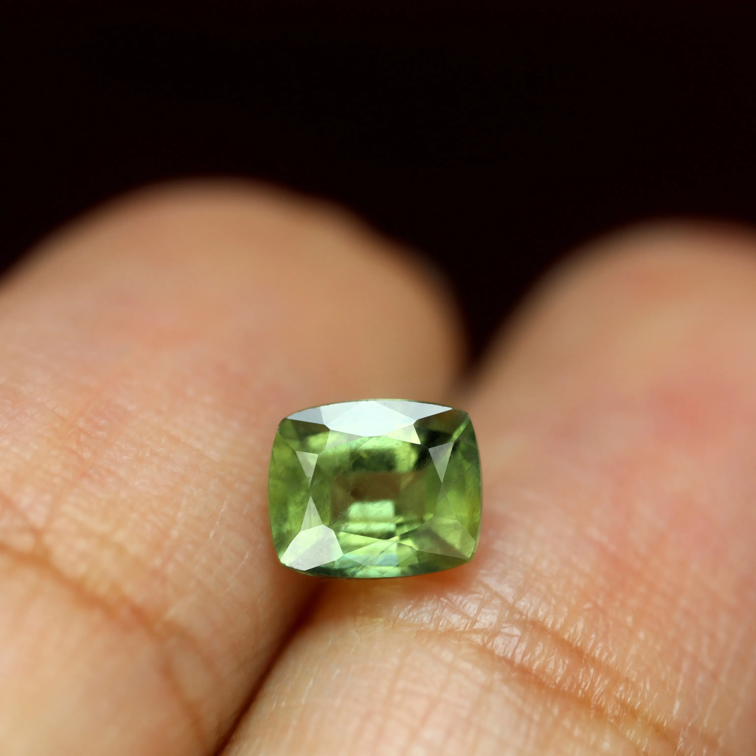 0.92ct Certified Natural Green Sapphire