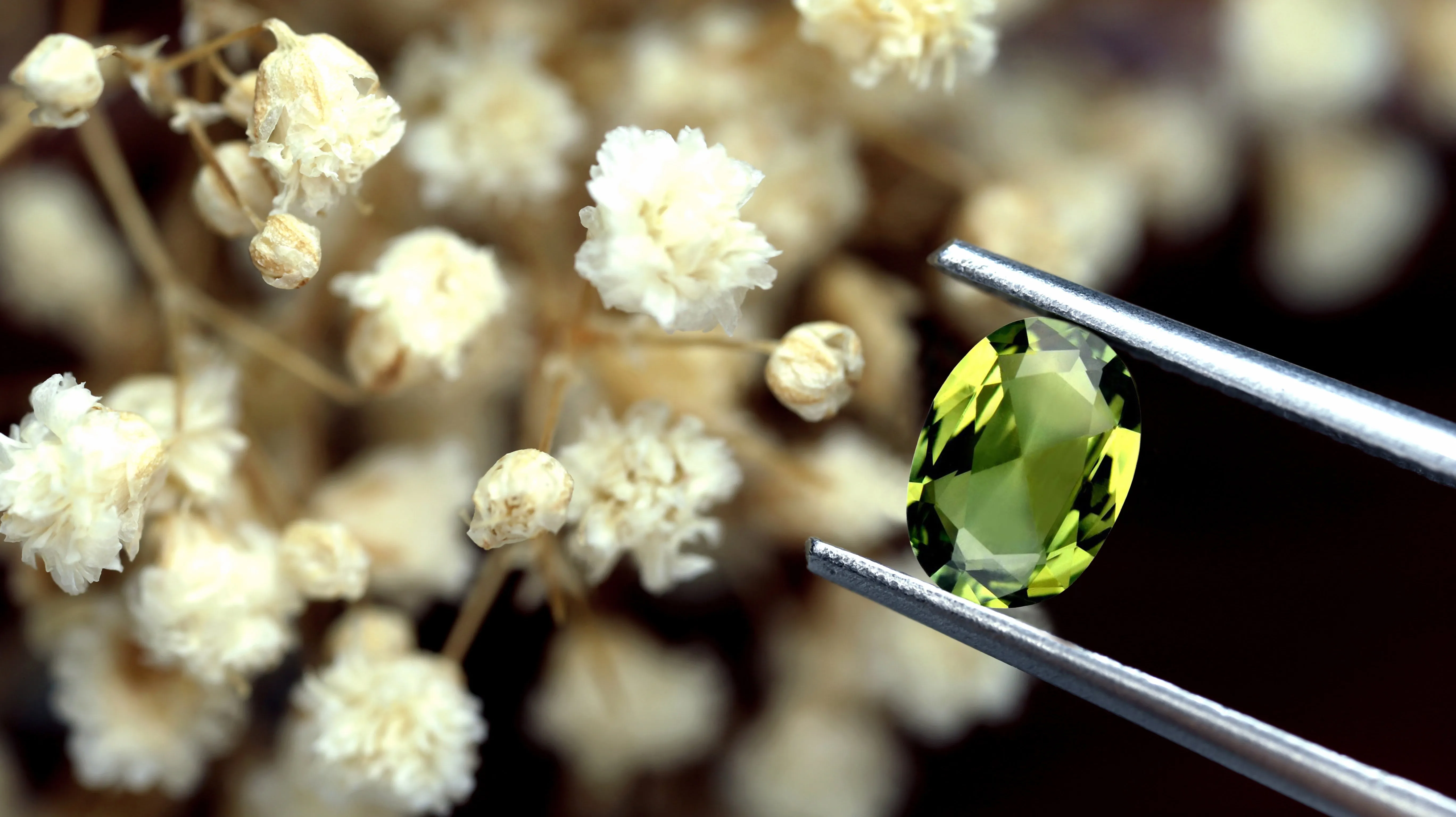 0.92ct Certified Natural Green Sapphire