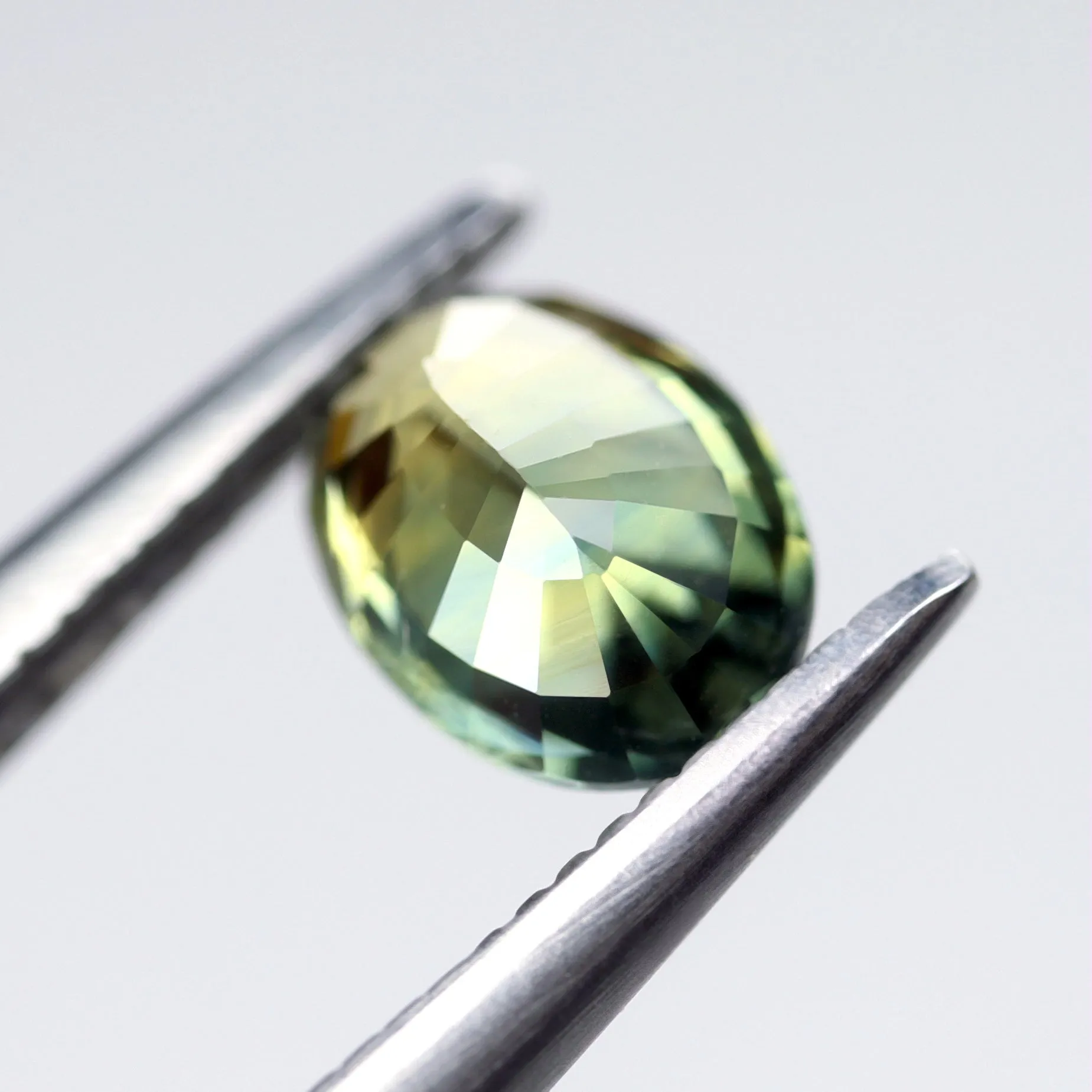 0.93ct Certified Natural Green Sapphire