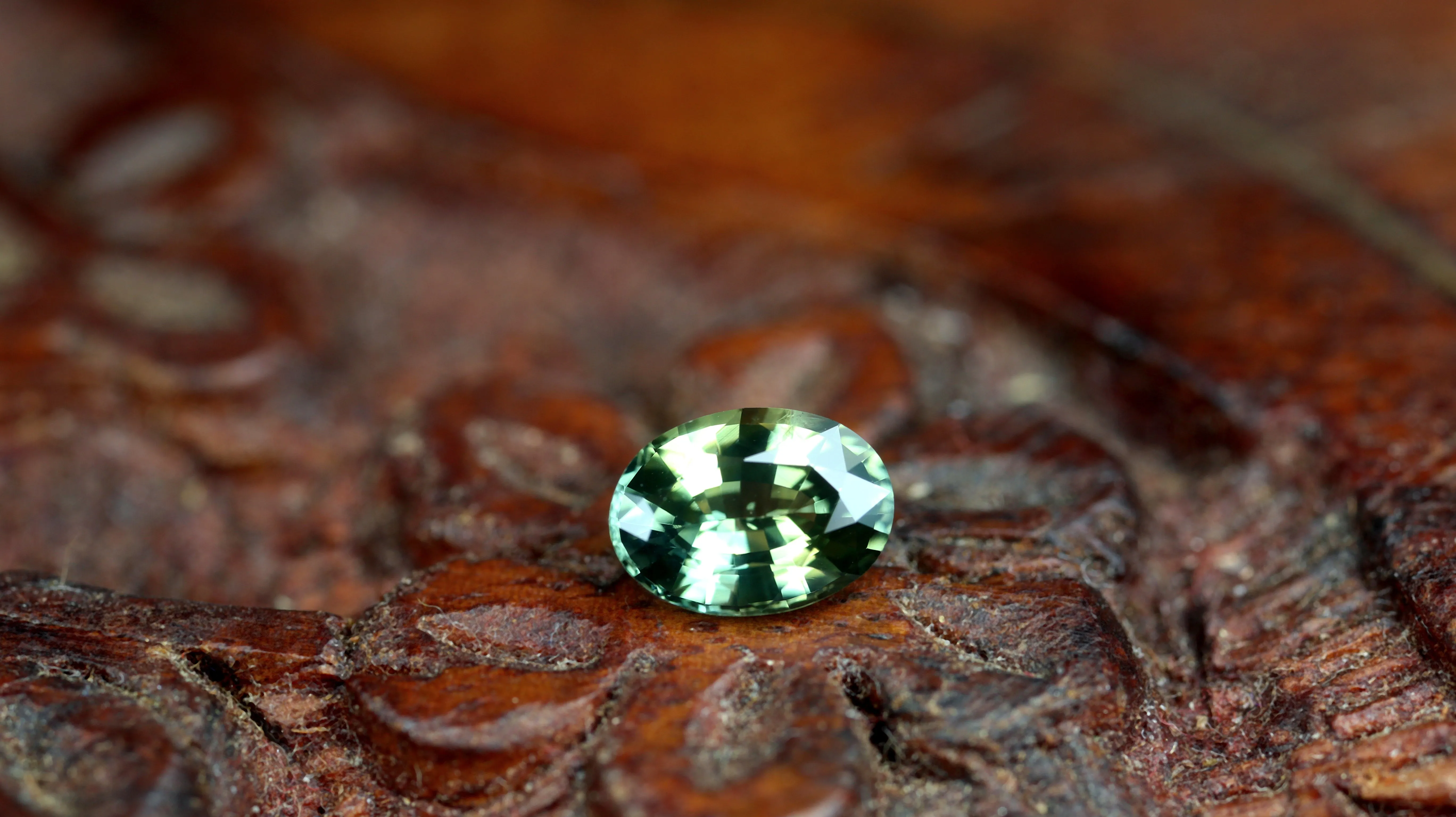0.93ct Certified Natural Green Sapphire