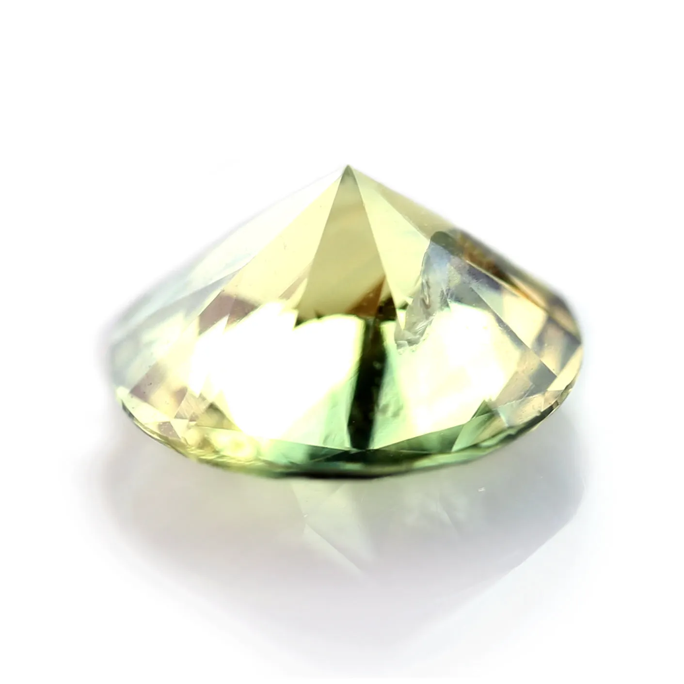 0.93ct Certified Natural Yellow Green Sapphire