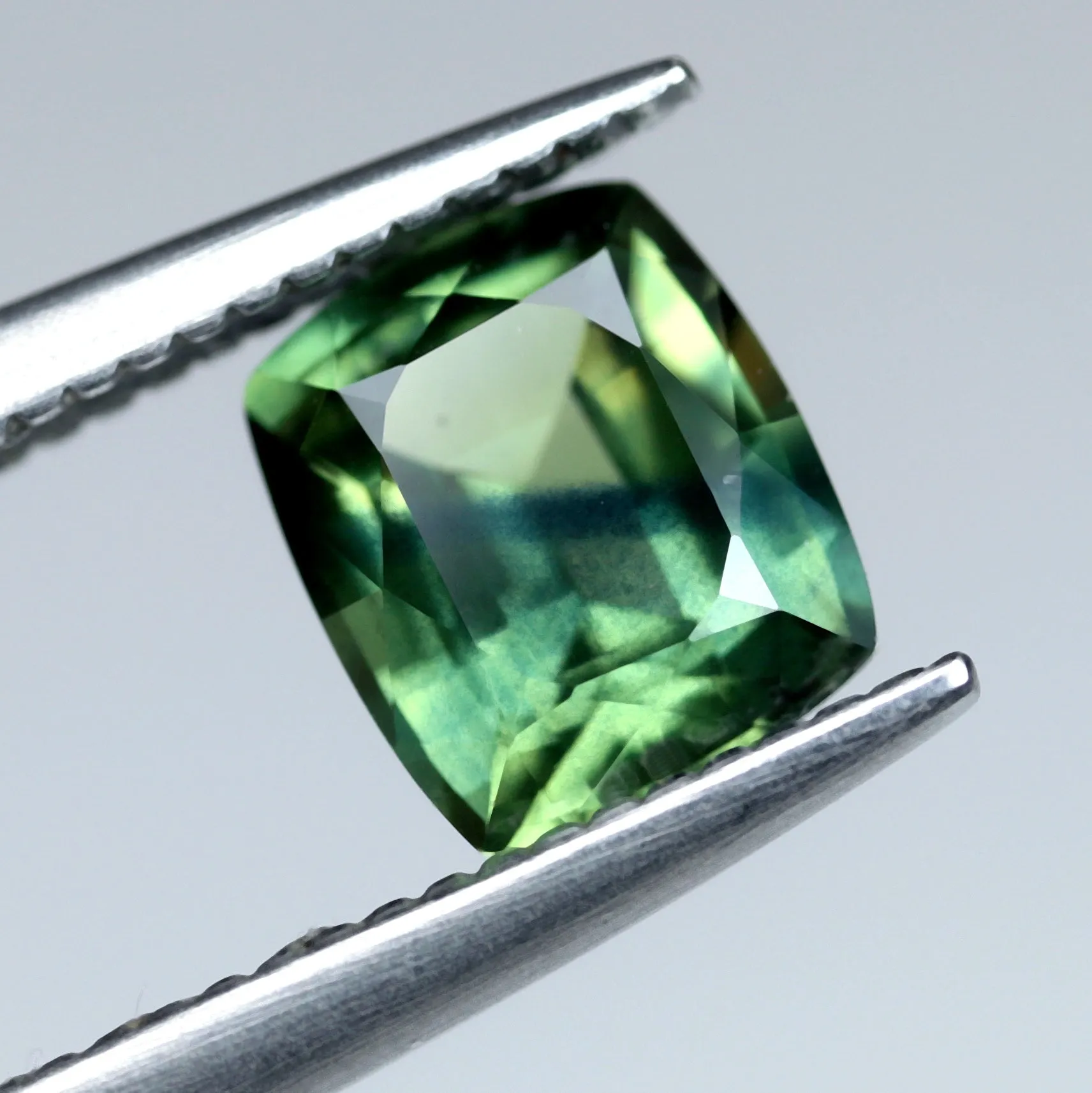 0.96ct Certified Natural Green Sapphire