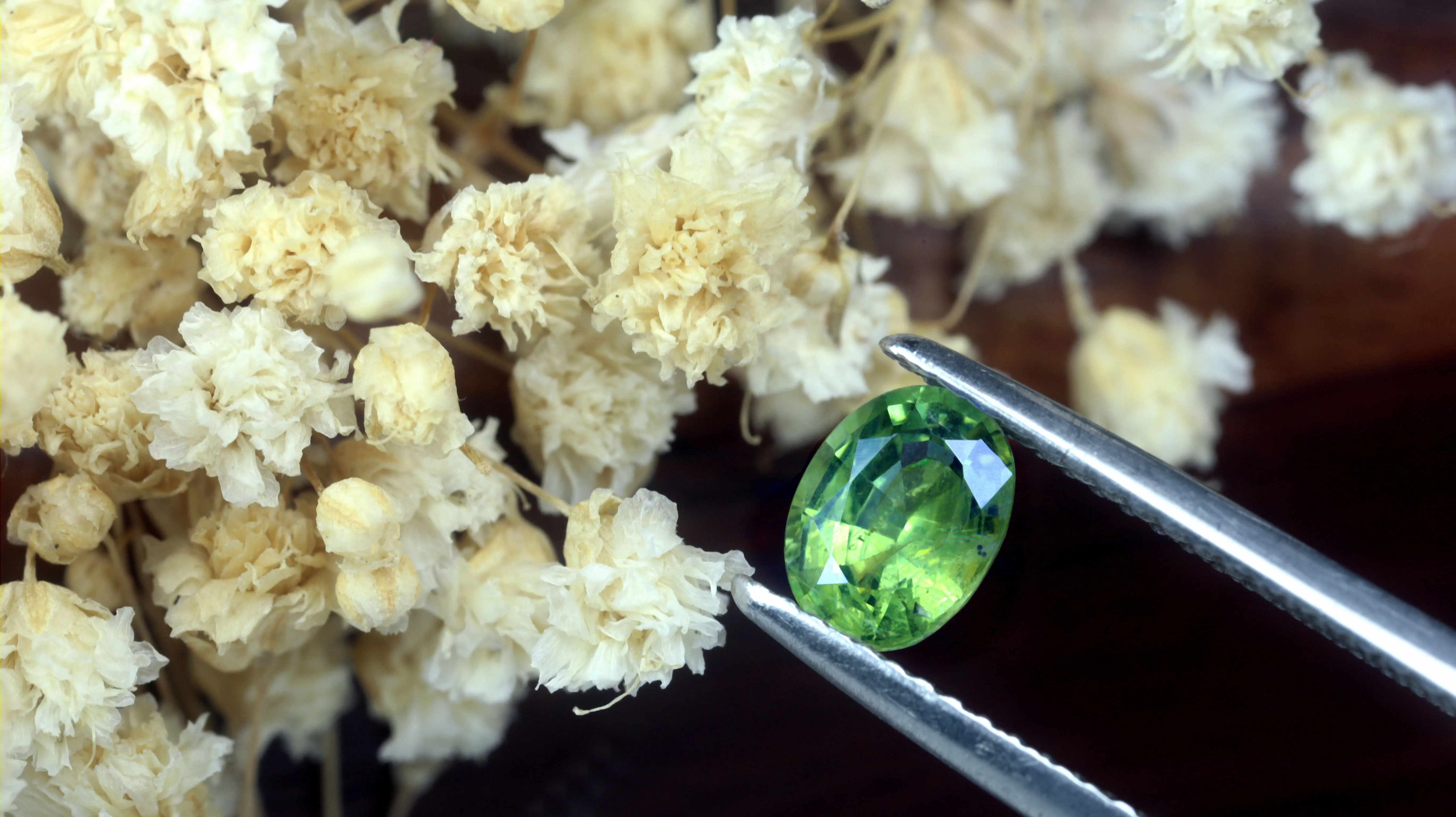0.96ct Certified Natural Green Sapphire