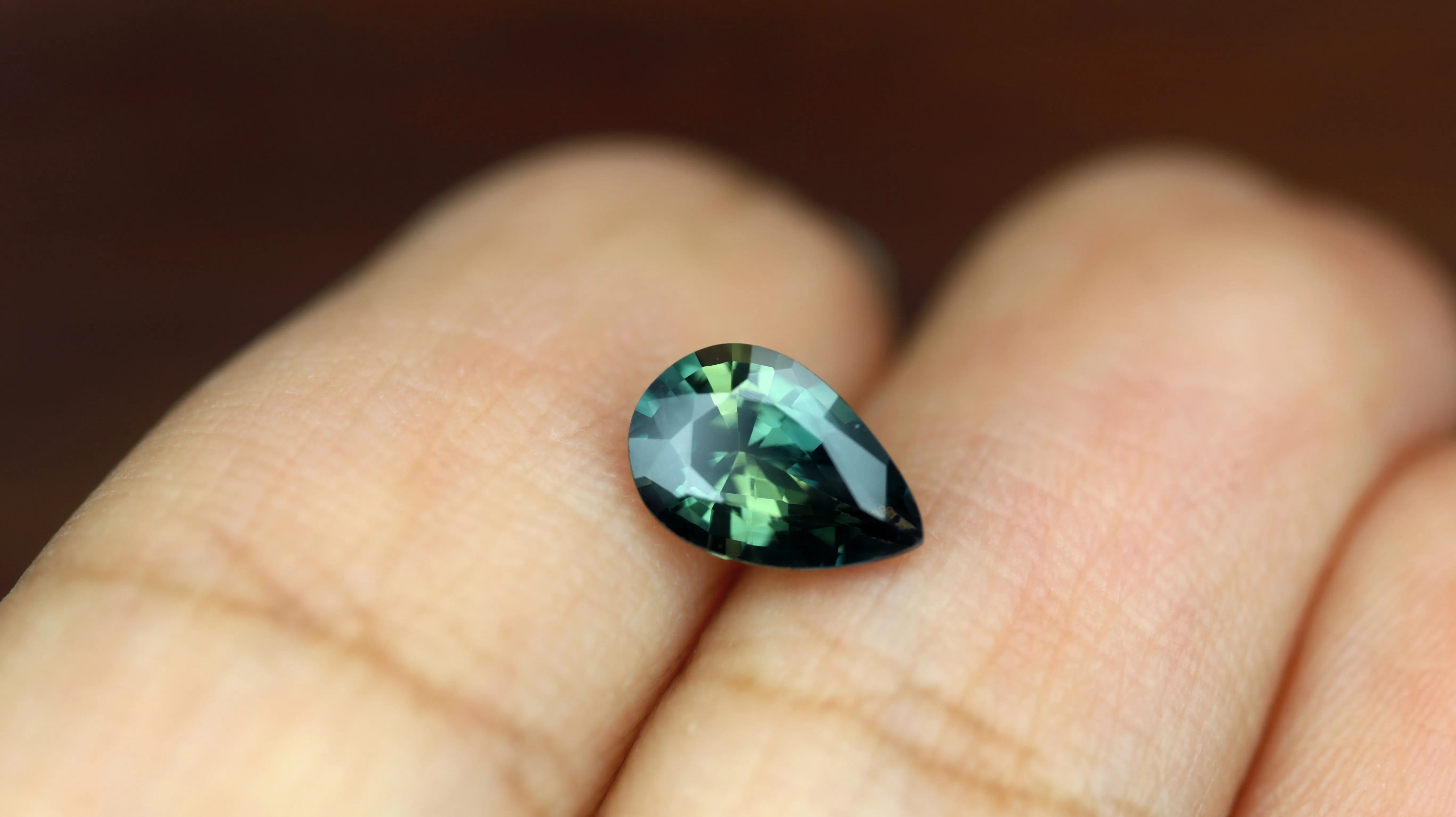 0.96ct Certified Natural Teal Sapphire