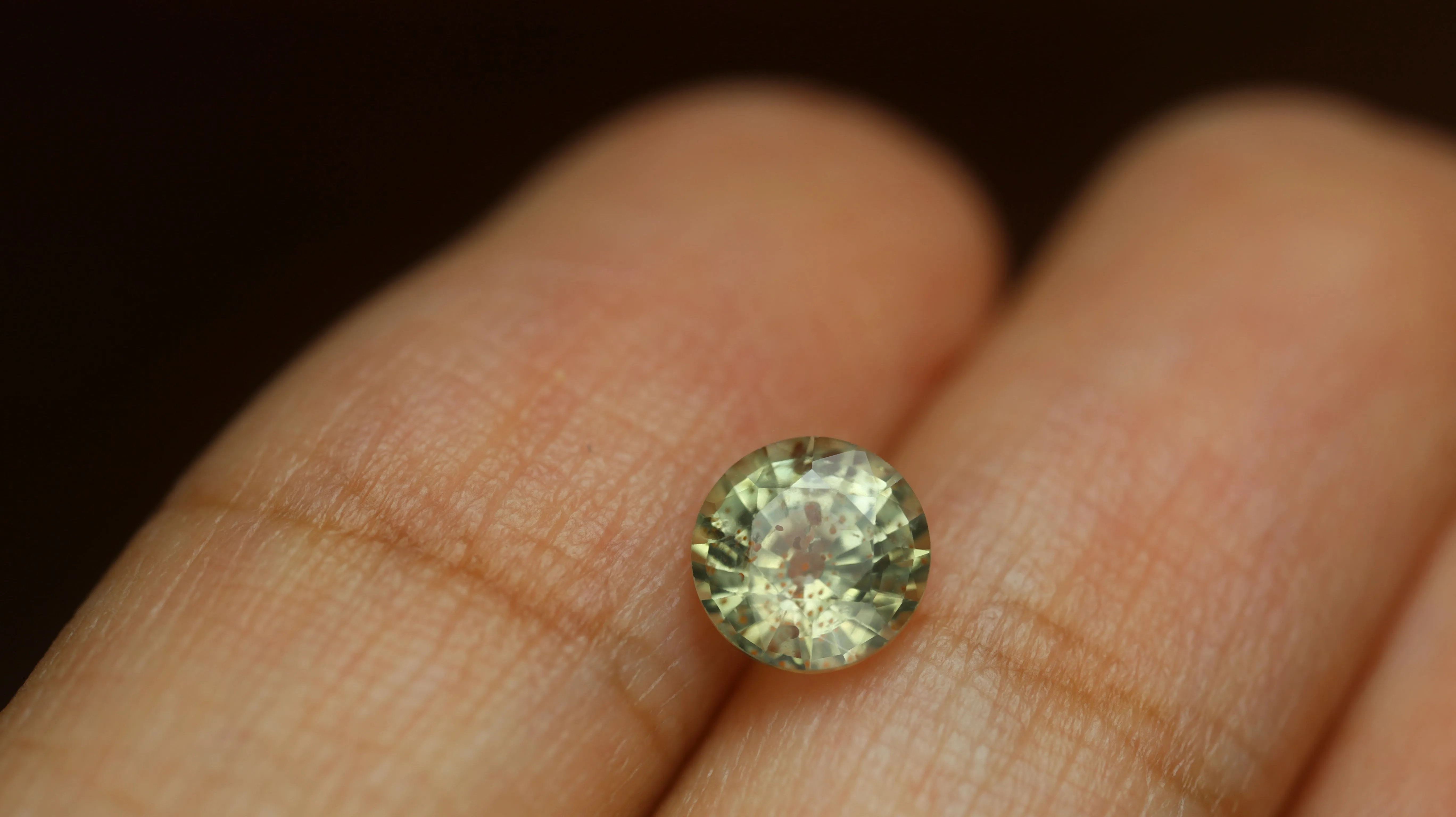 0.98ct Certified Natural Beige Sapphire