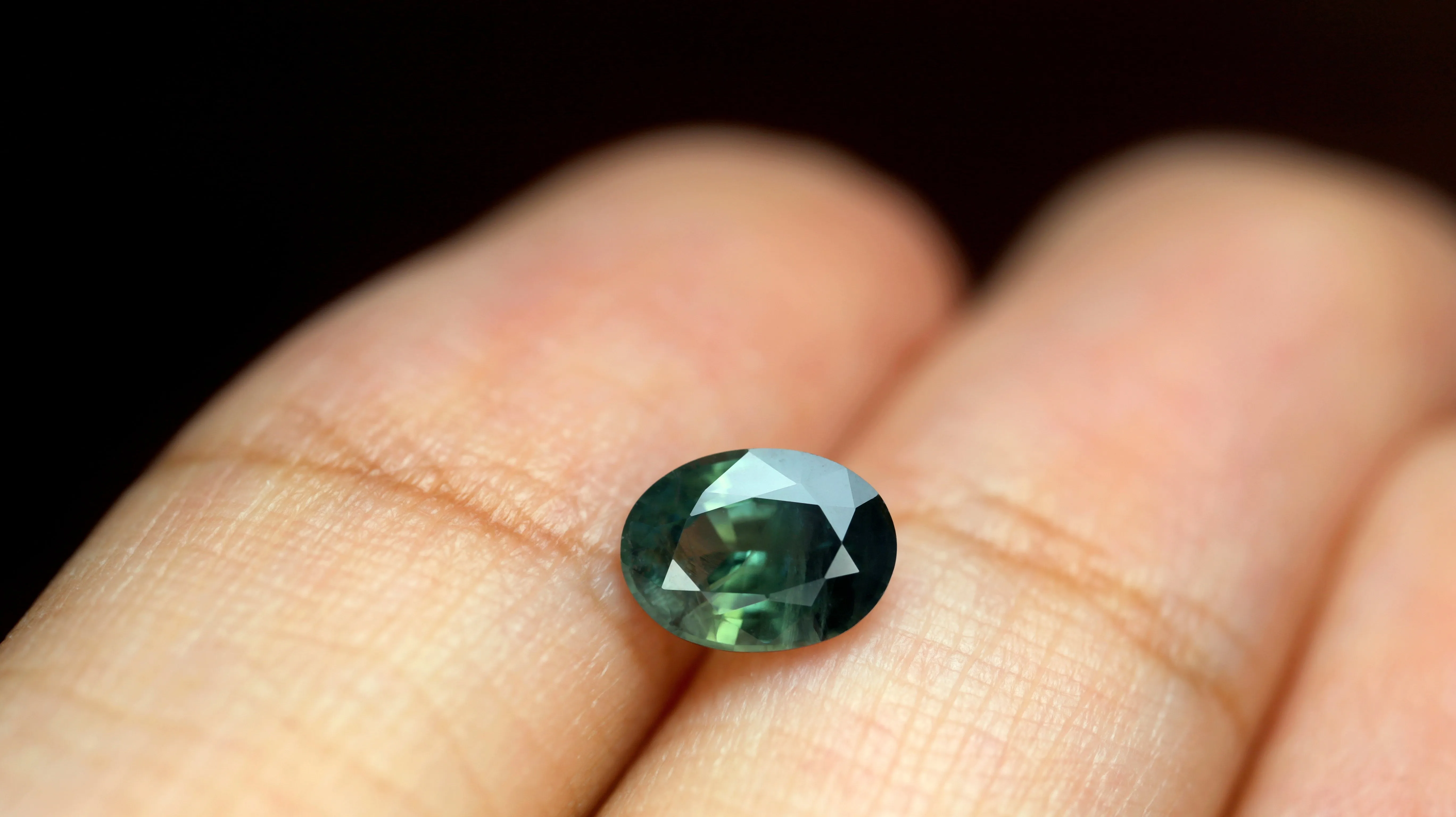 0.98ct Certified Natural Teal Sapphire