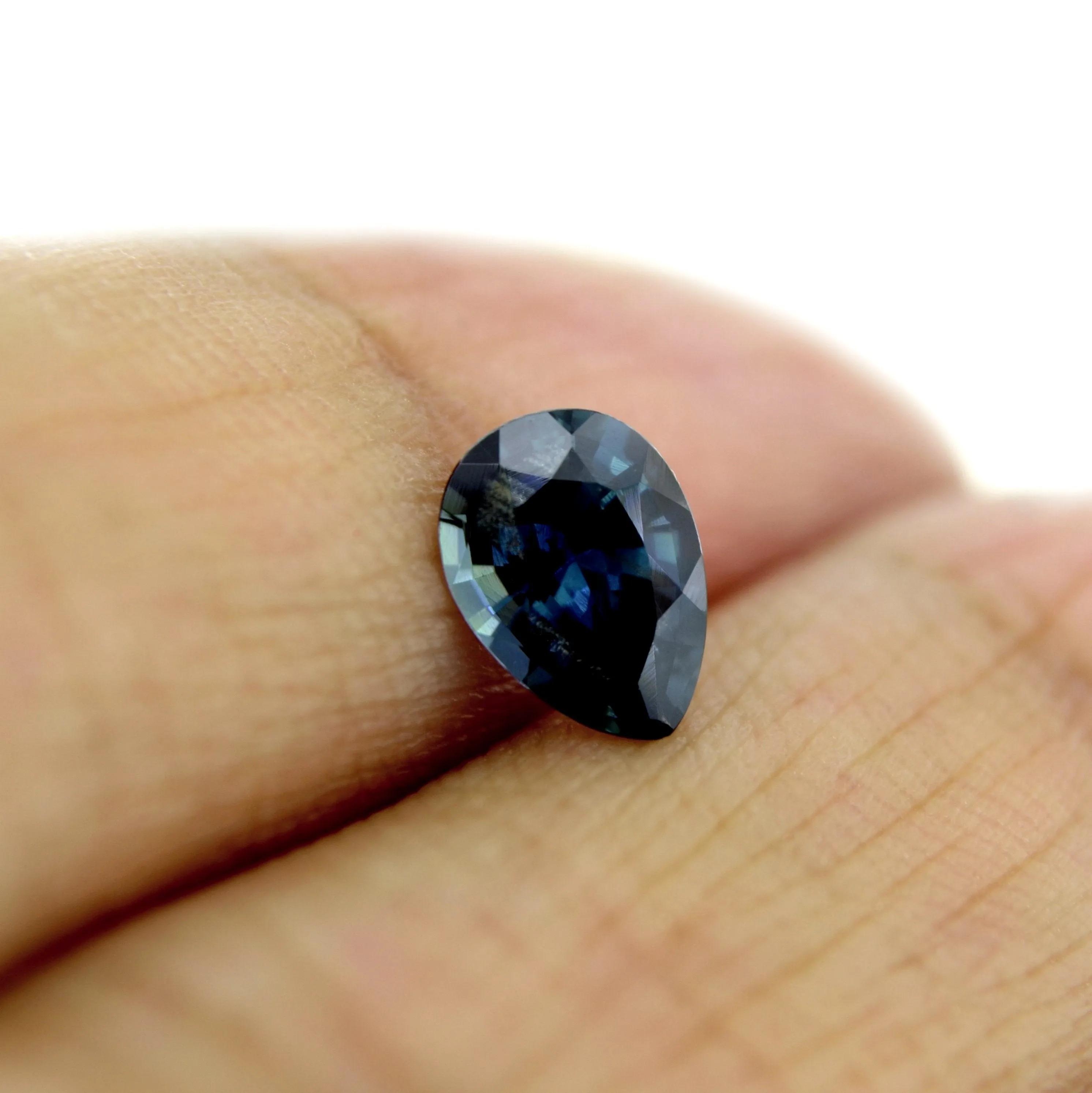 0.98ct Certified Natural Teal Sapphire
