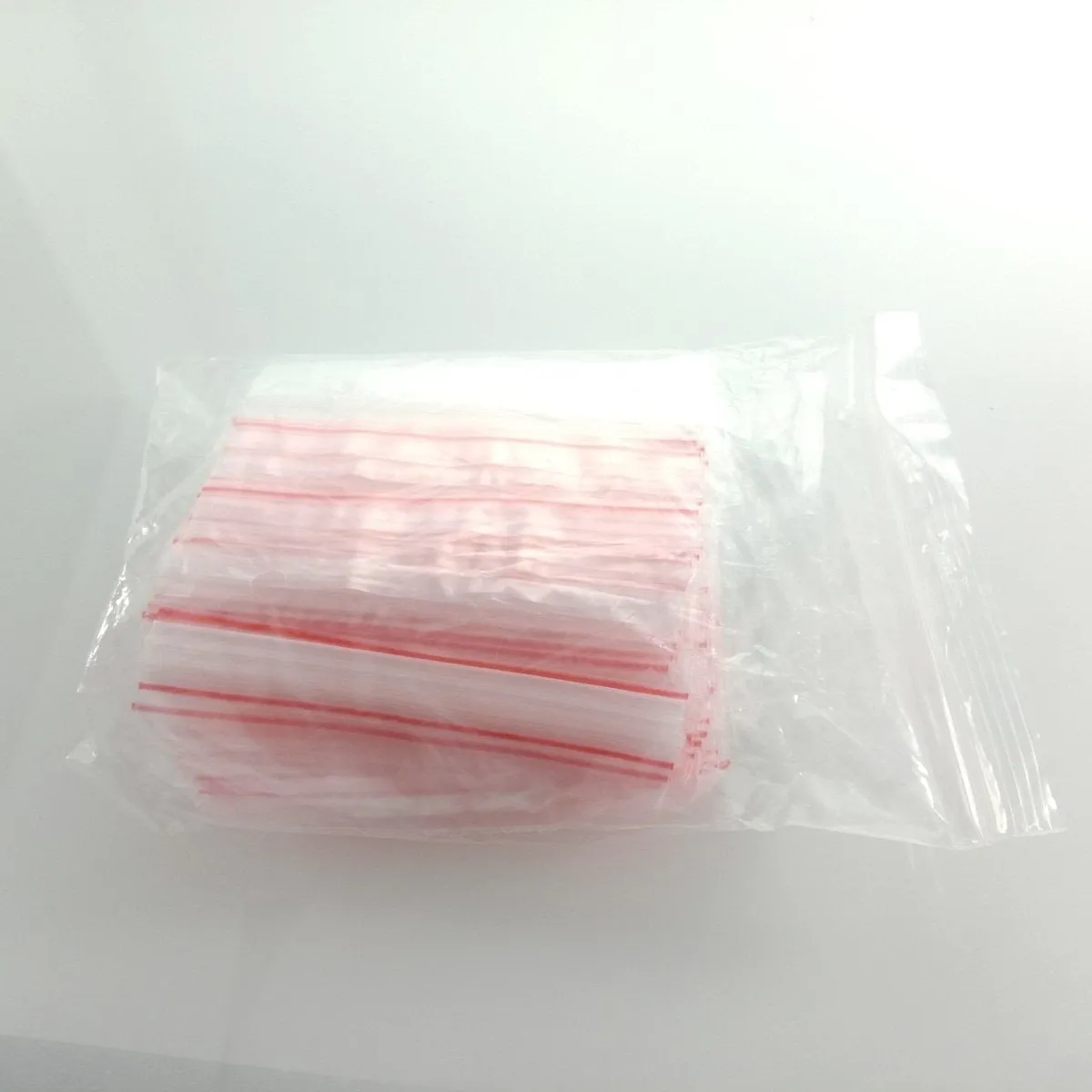 100pcs Clipseal Sealer Satchels 9x13cm Small Plastic Zip Bags Thin