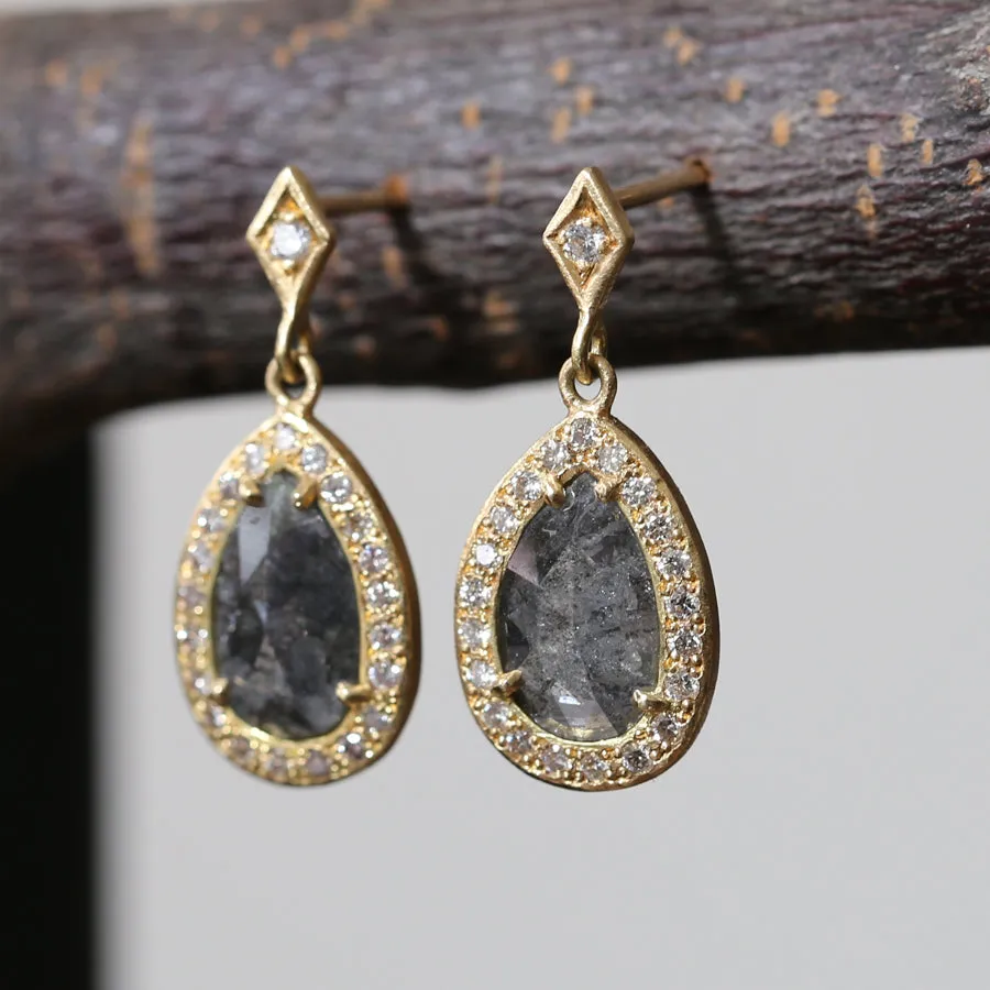 1.45ct dark grey diamond studs